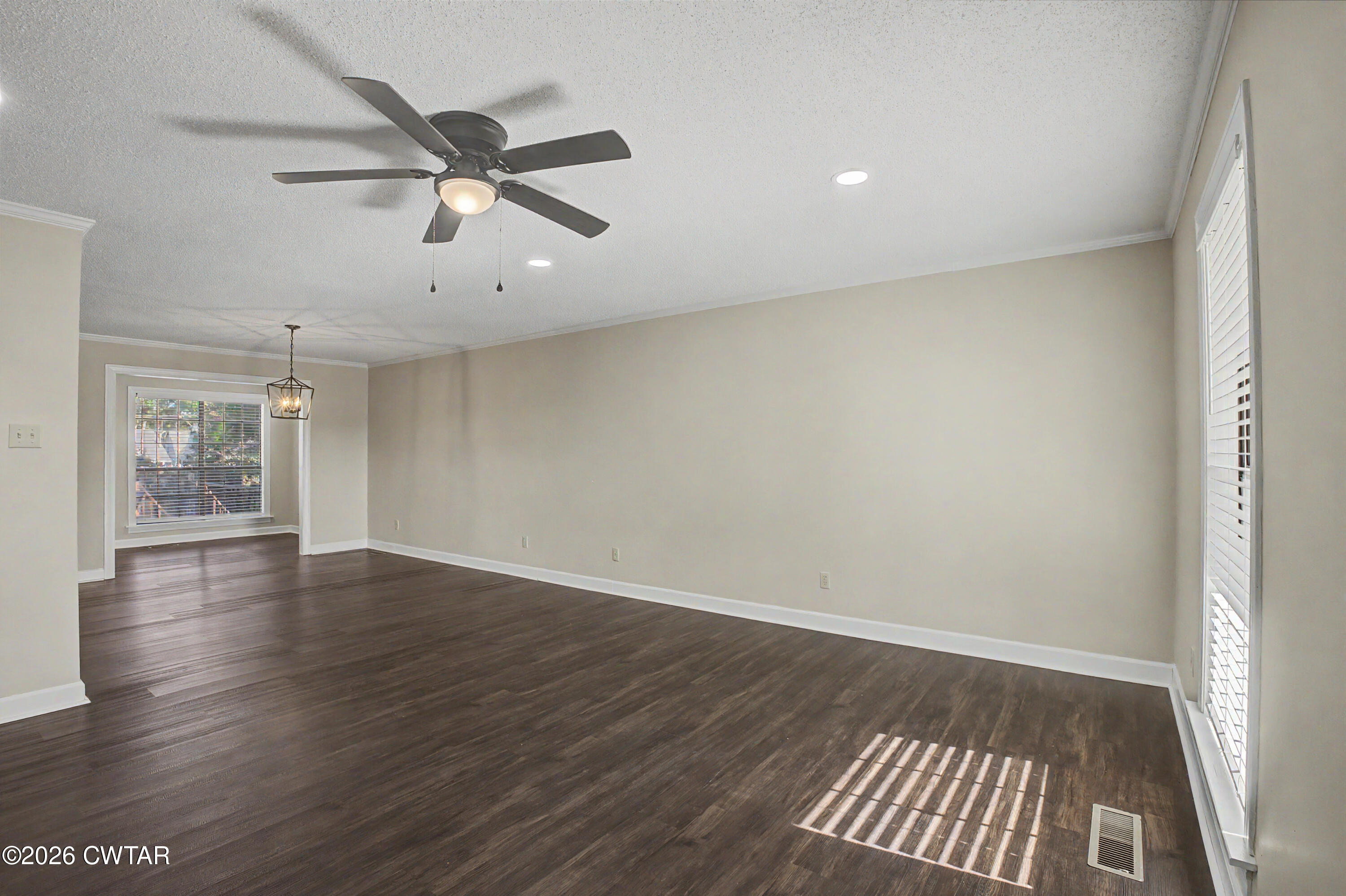 916 Oak View Cove — photo