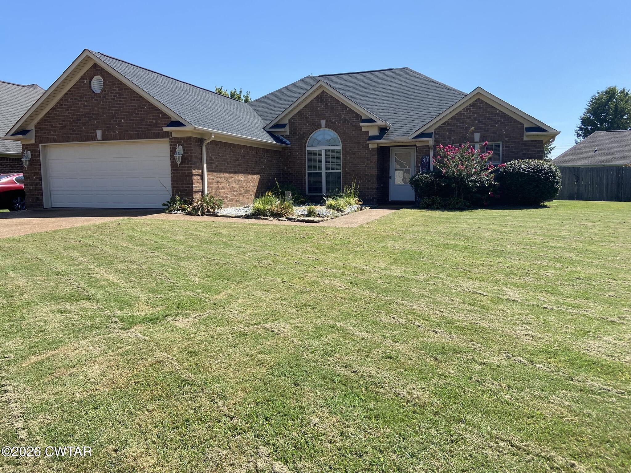 208 Meadowlark Cove — photo