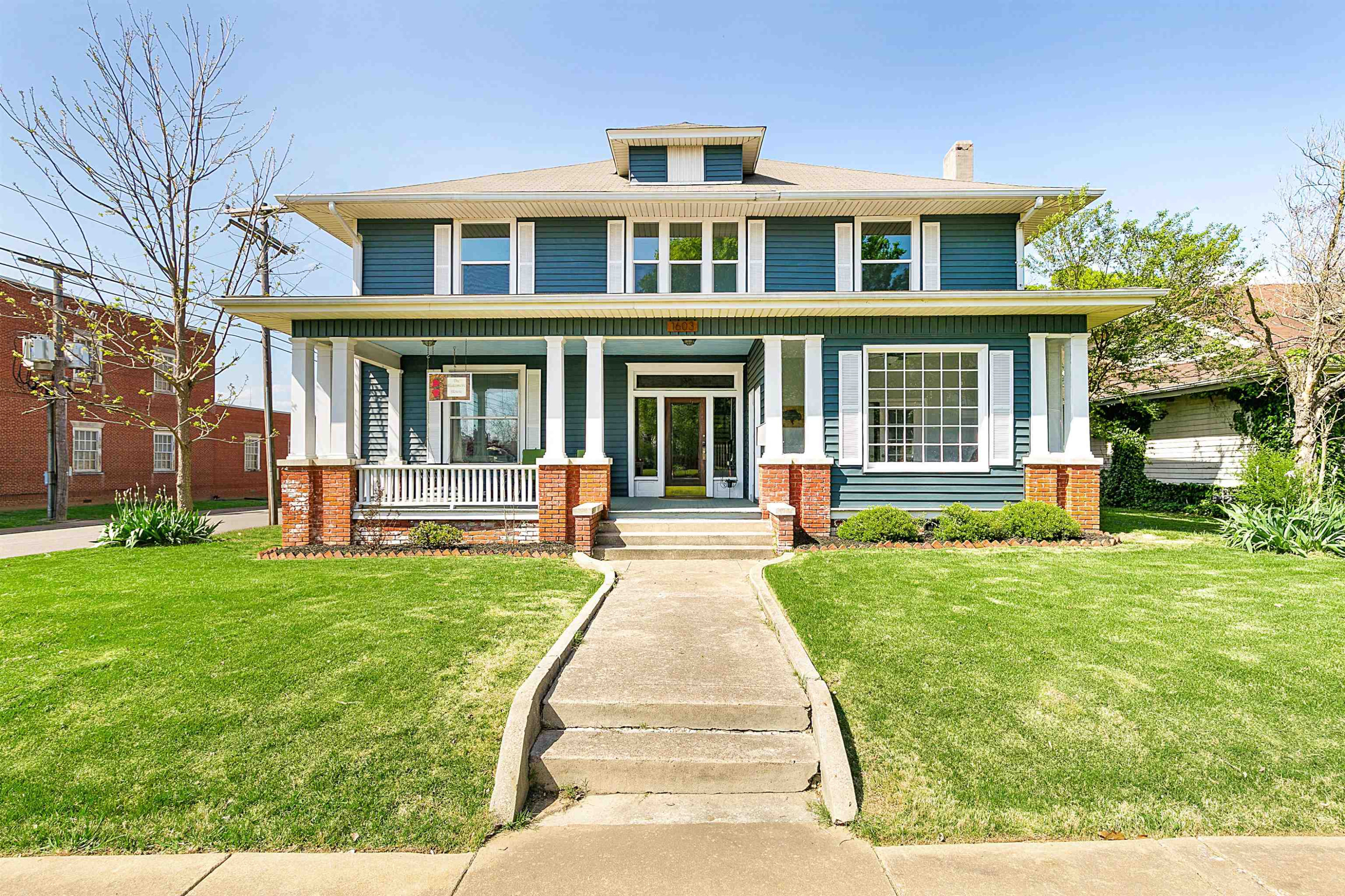1603 E Main Street — photo
