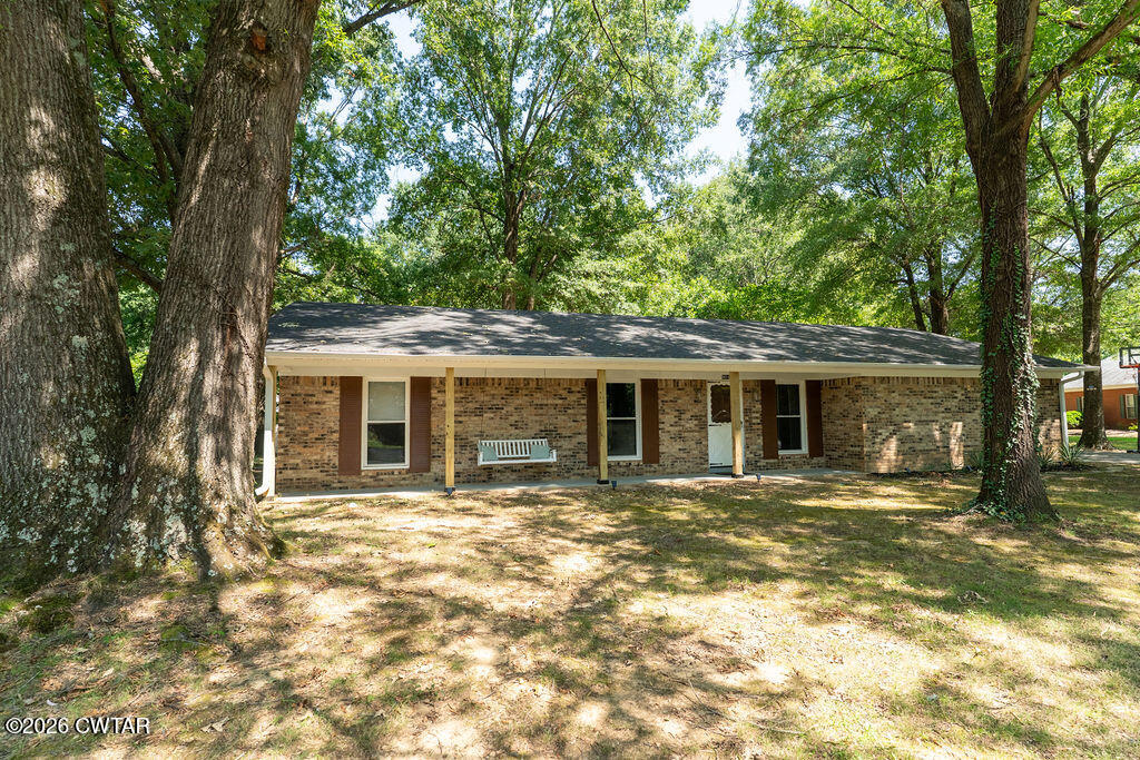 9016 E Denney Drive — photo