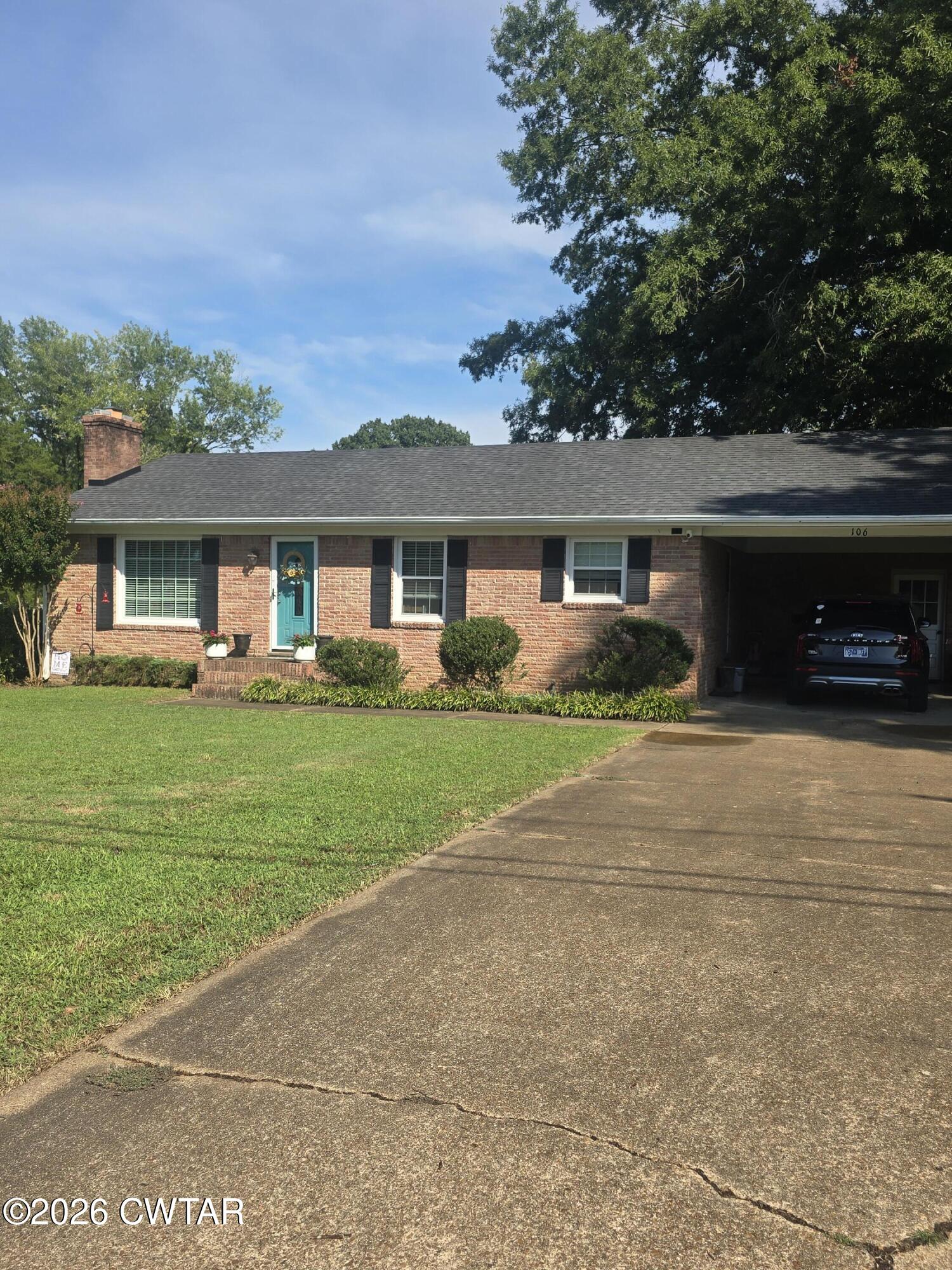 106 Overton Drive — photo