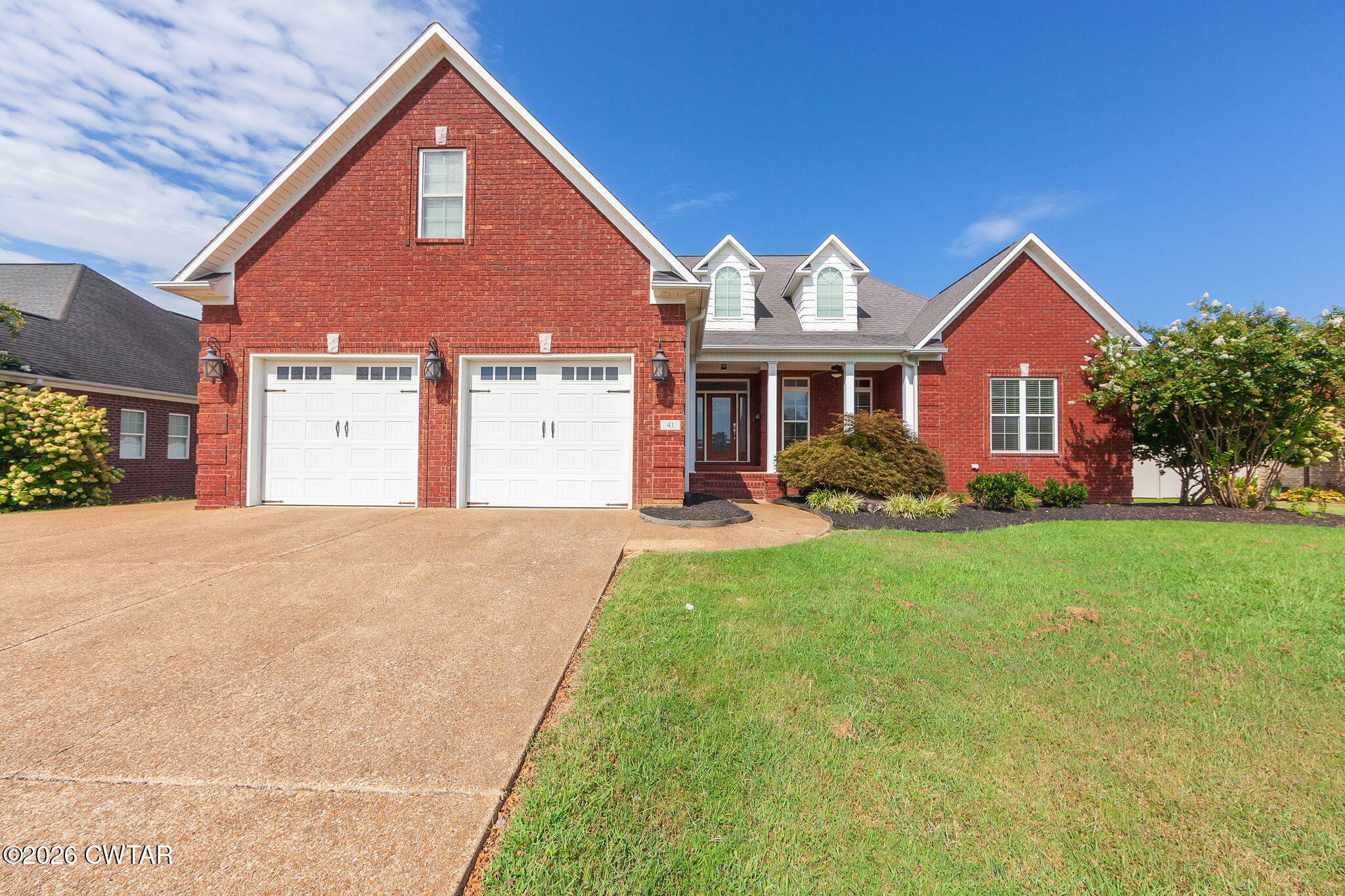 41 Kennedie Drive — photo