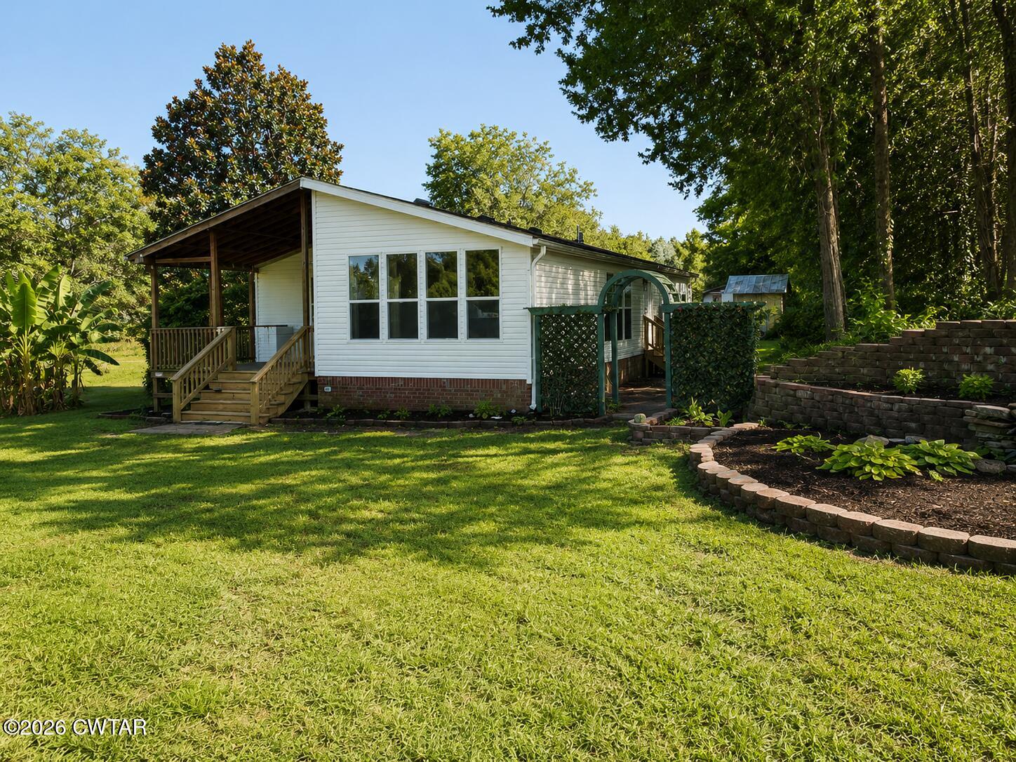 54 Fleetwood Drive — photo