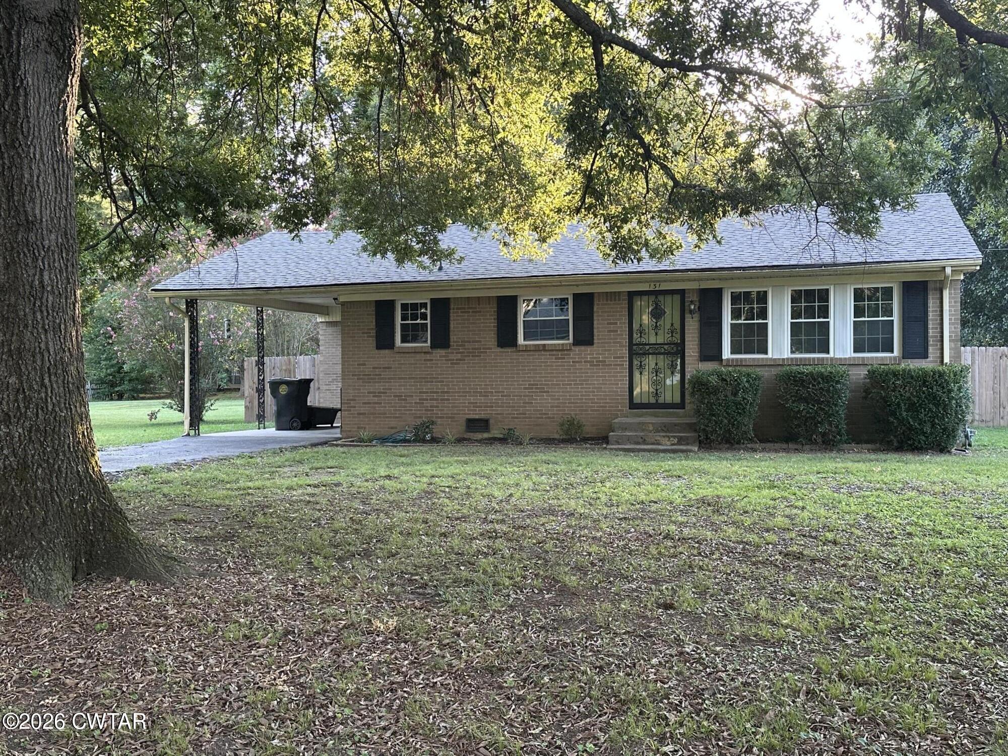 131 Eastlawn Drive — photo