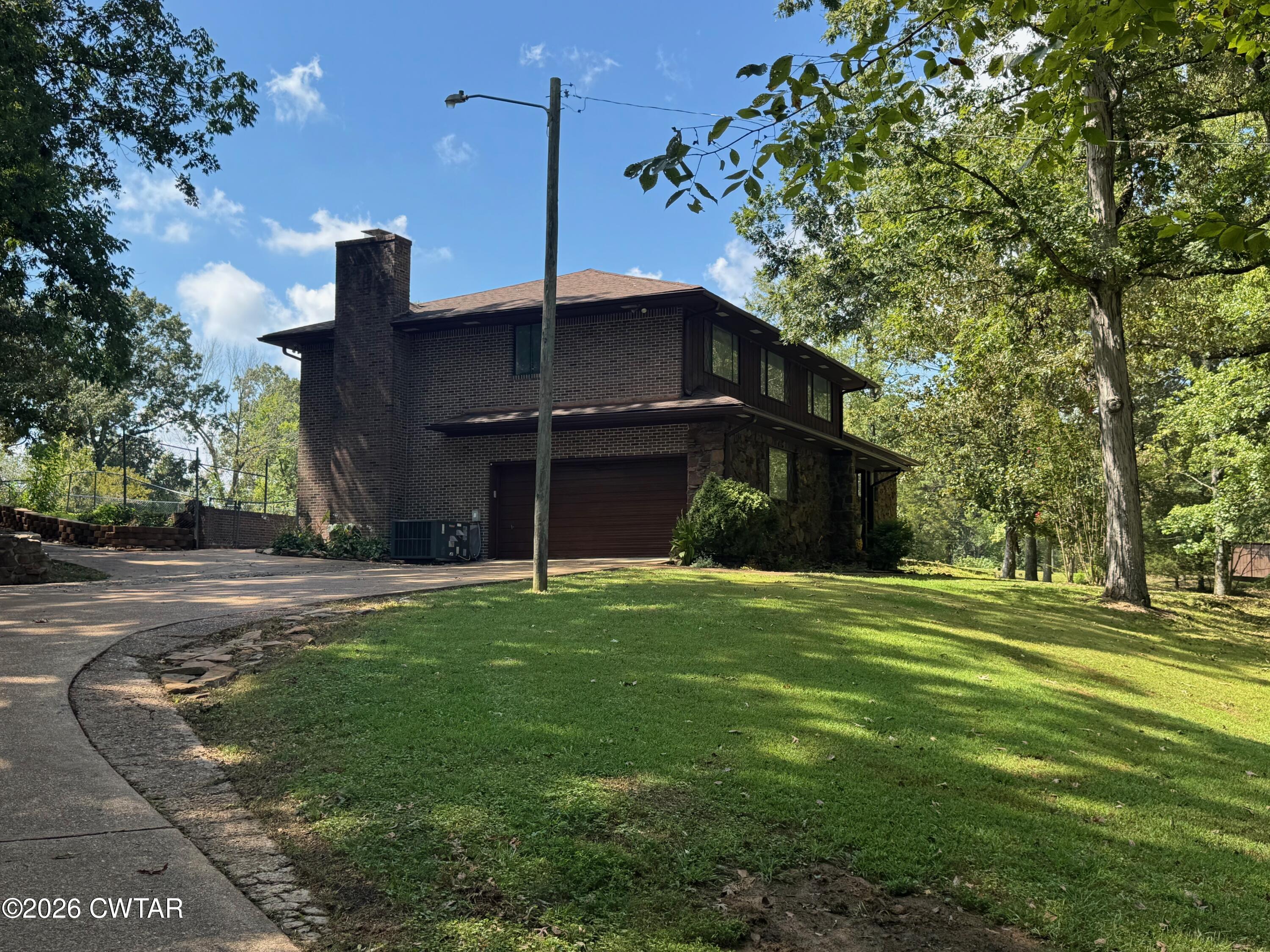 17 Henderson Road — photo