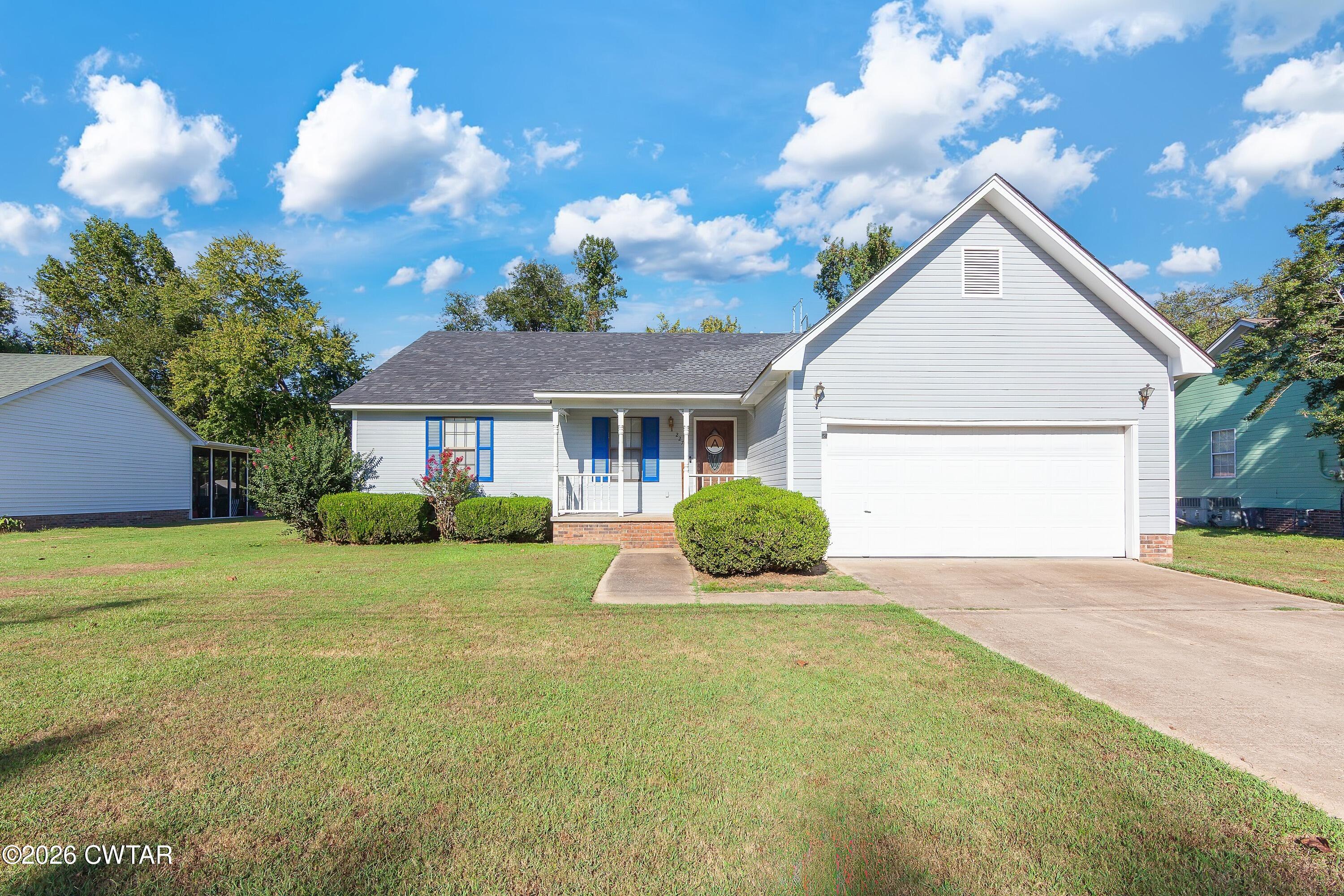 227 Buttonwood Drive — photo