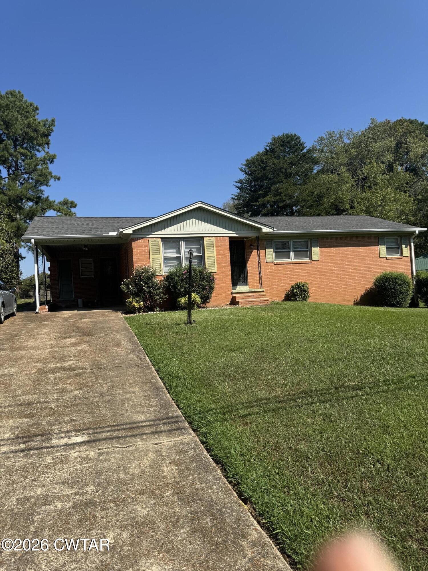 51 Overhill Drive — photo