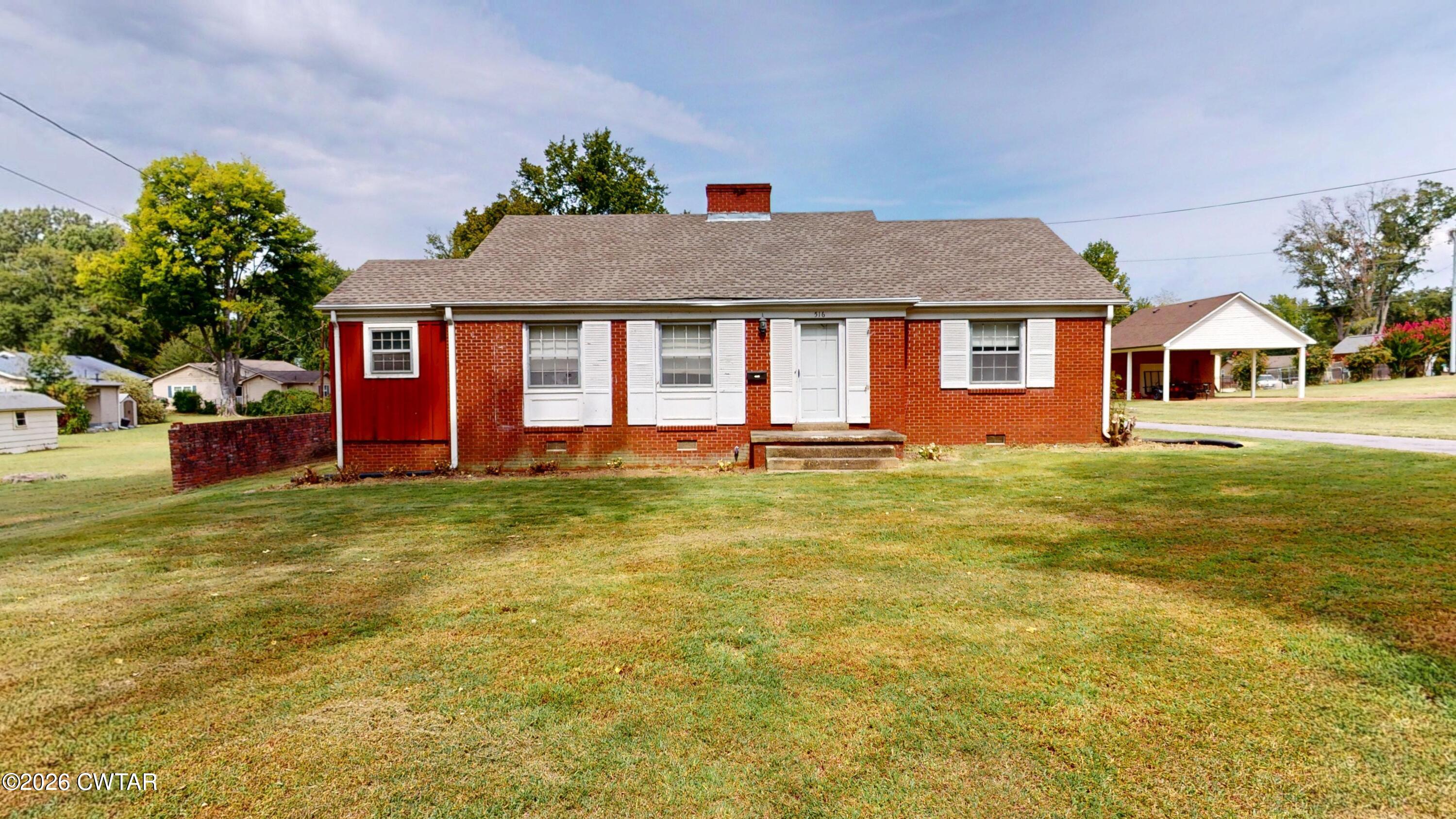 516 Okeena Drive — photo