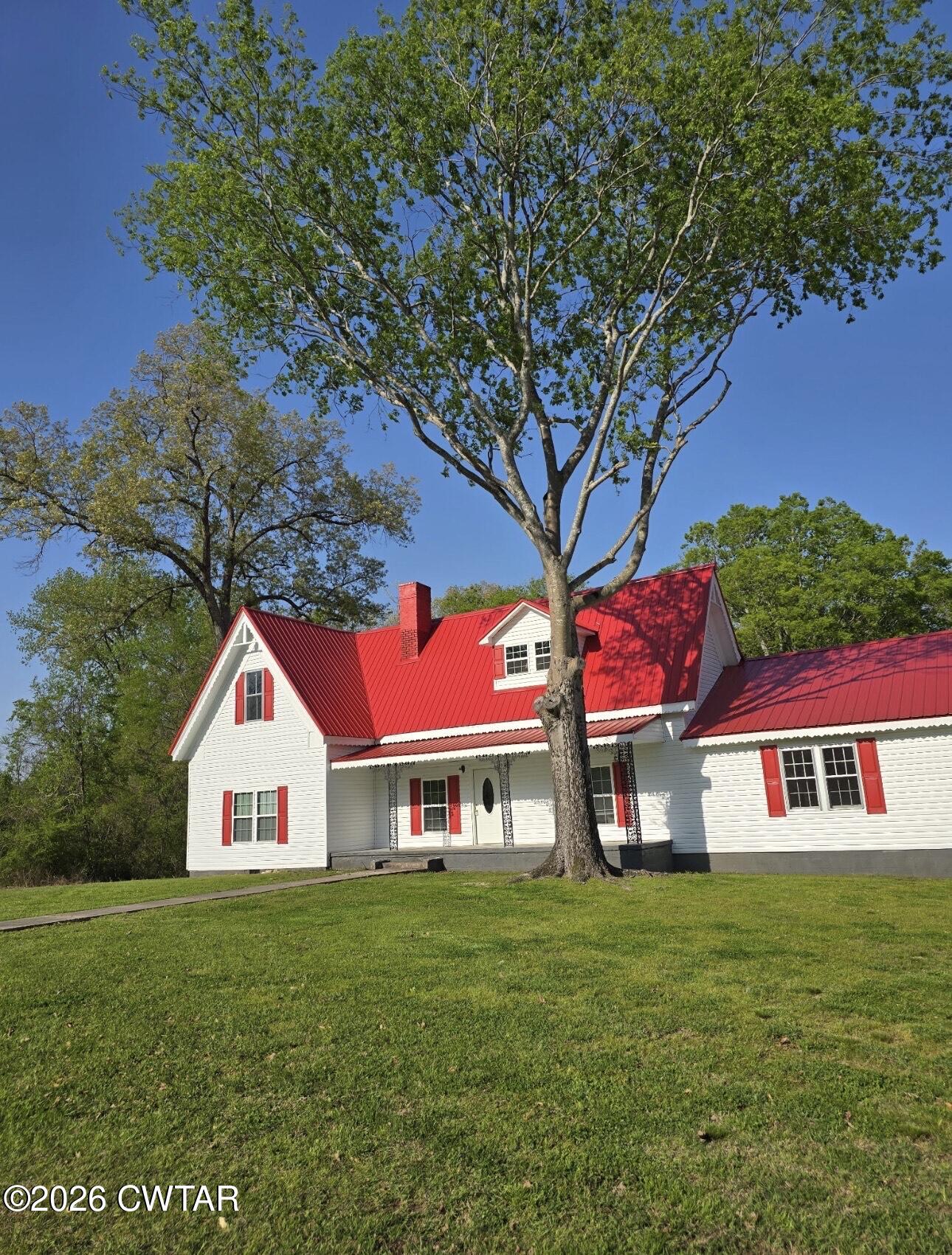 191 Largo Road, Decaturville, TN 38329 — photo 2