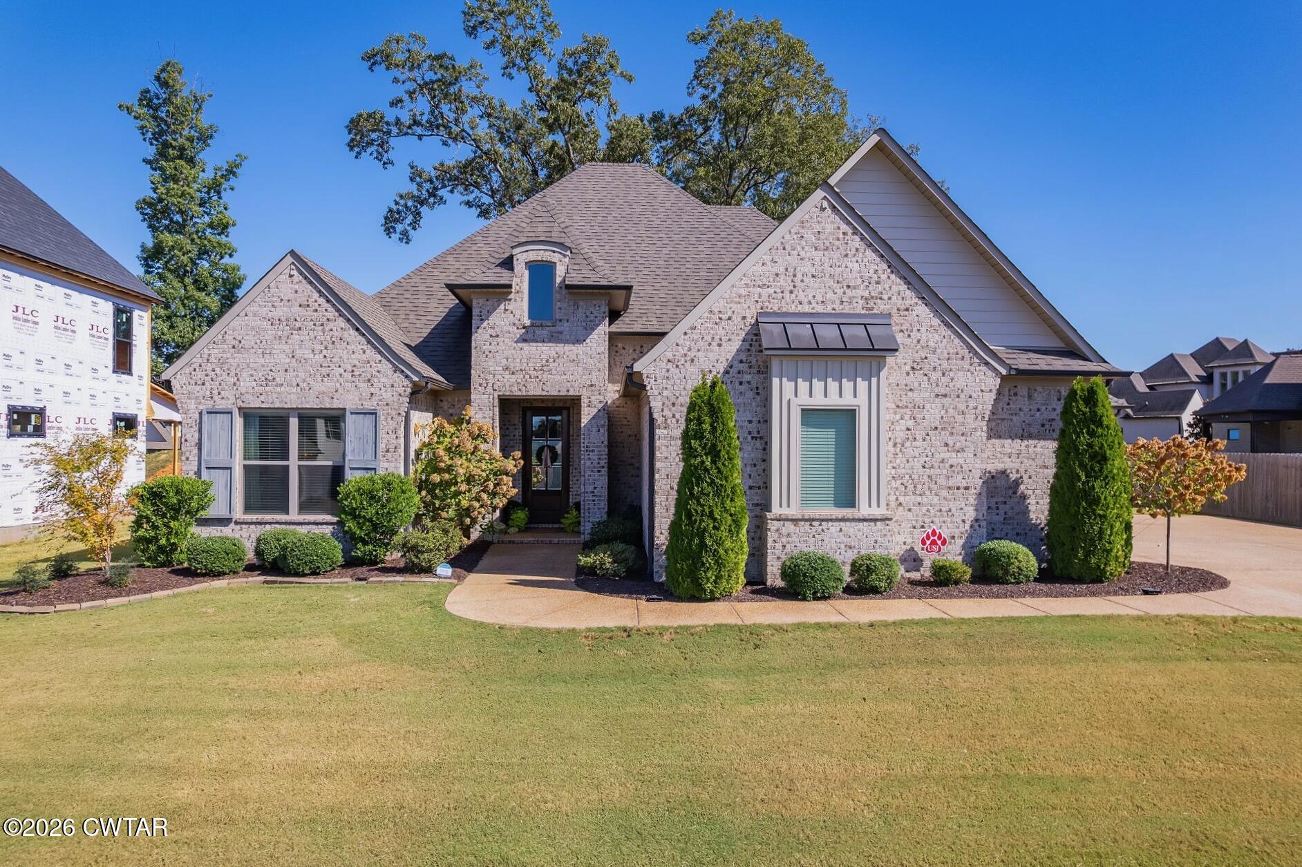 75 Lake Breeze Drive — photo