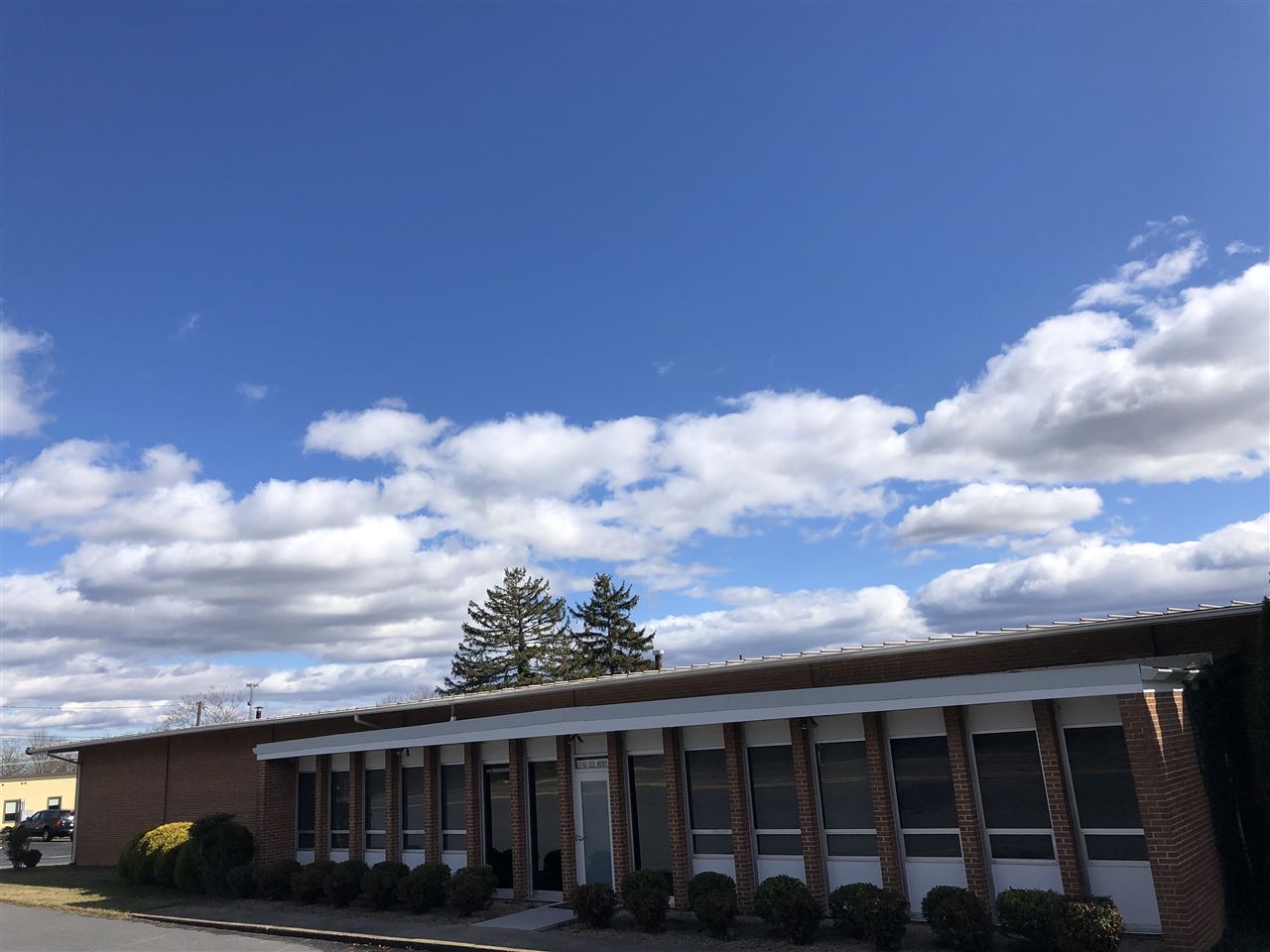 47 Lee Hwy — photo
