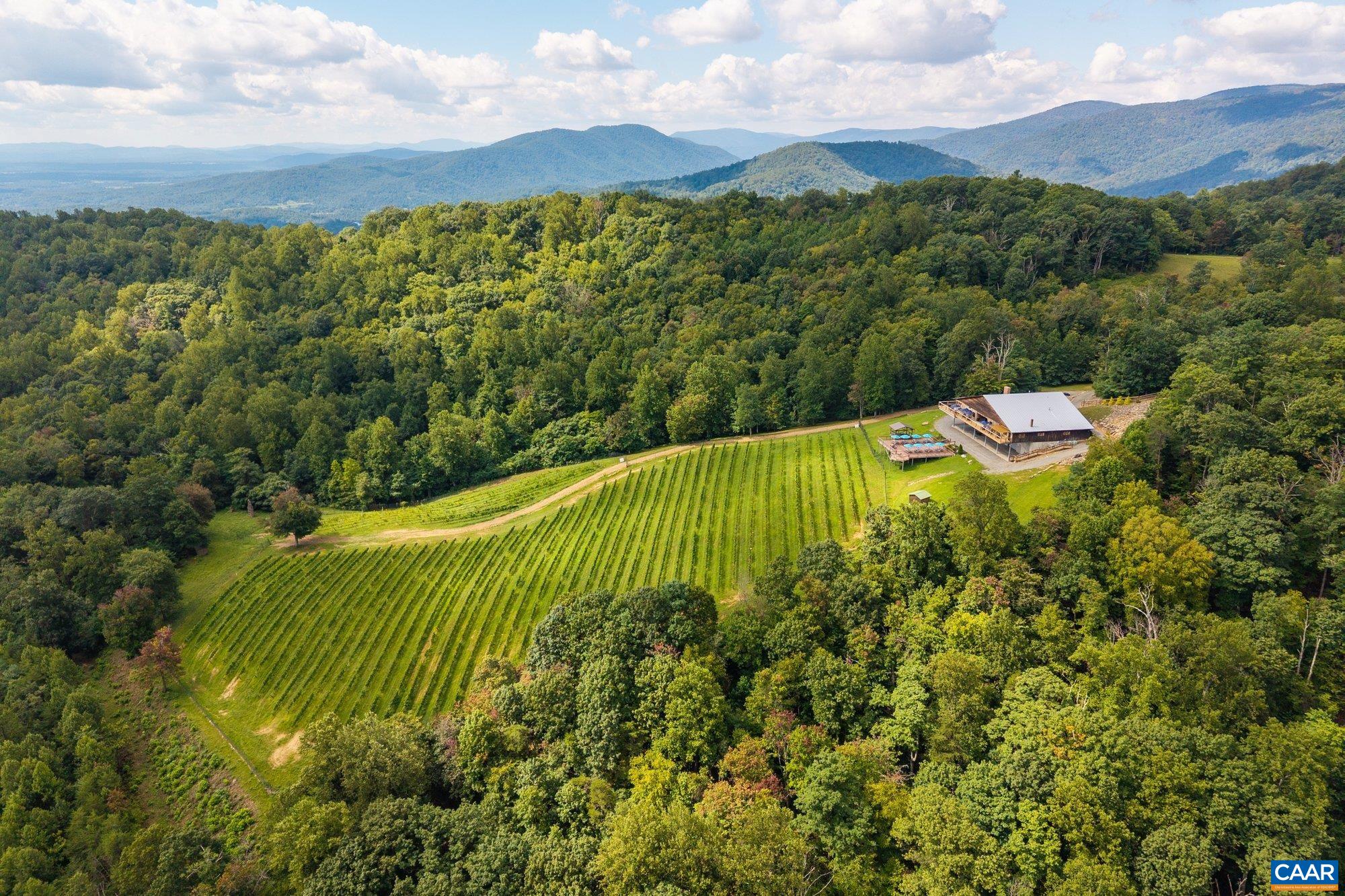 1376 Wyatt Mountain Rd — photo