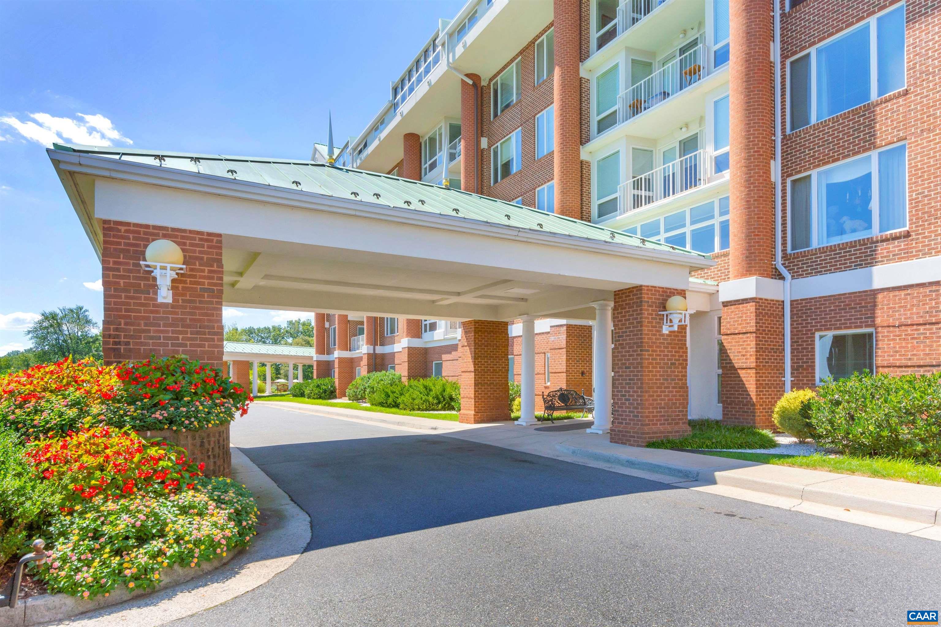 500 Crestwood Dr 2306 — photo