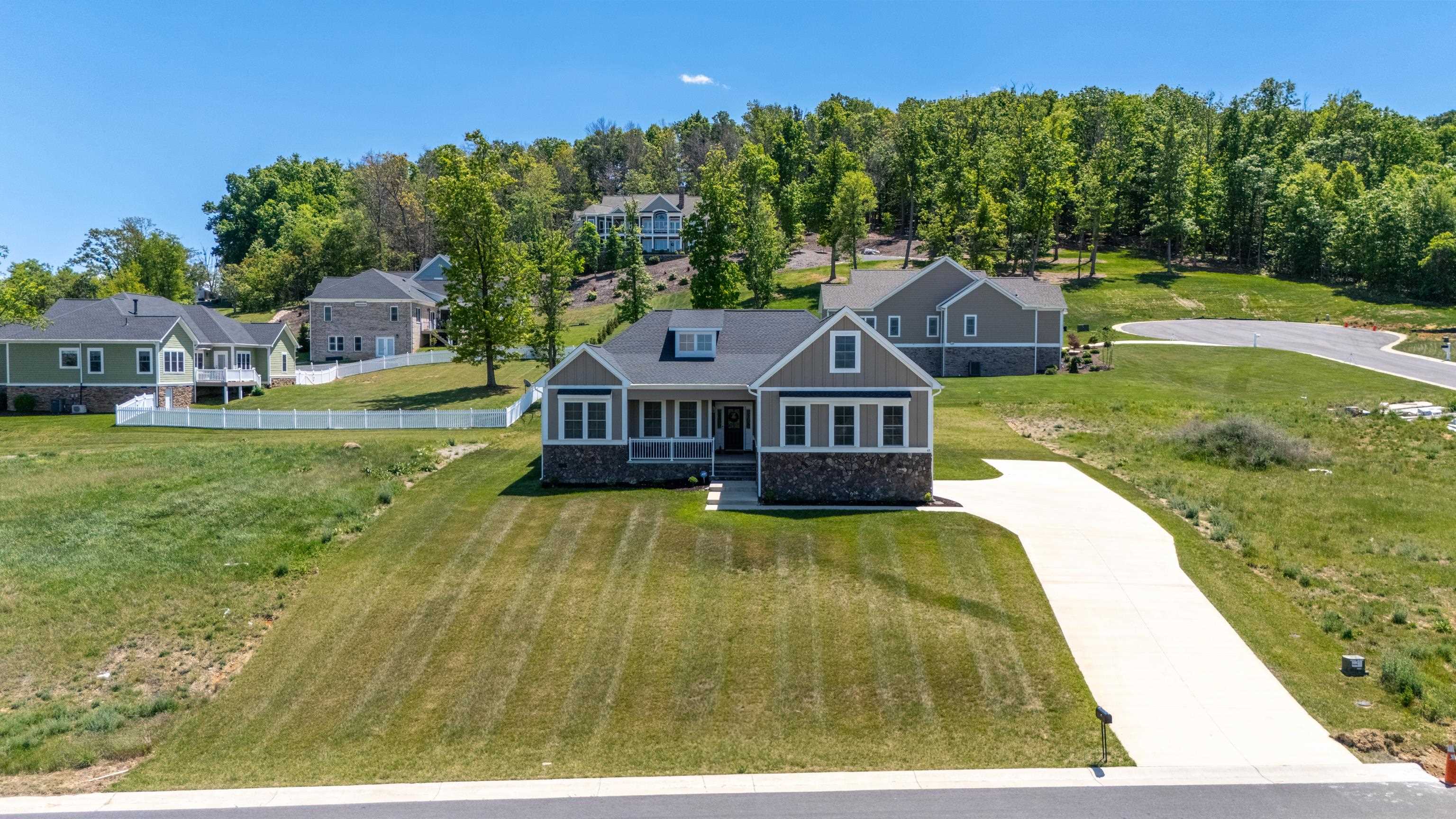 45 Rolling Oaks Dr — photo