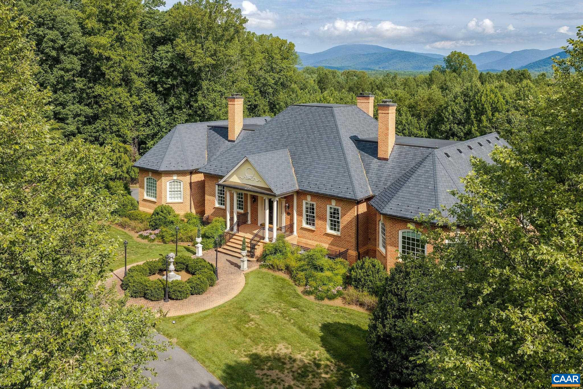 6385 Indian Ridge Dr — photo
