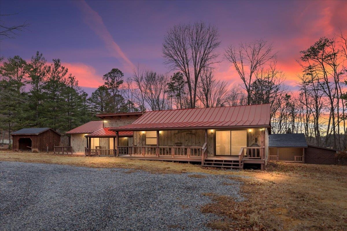 612 Paine Run Rd — photo
