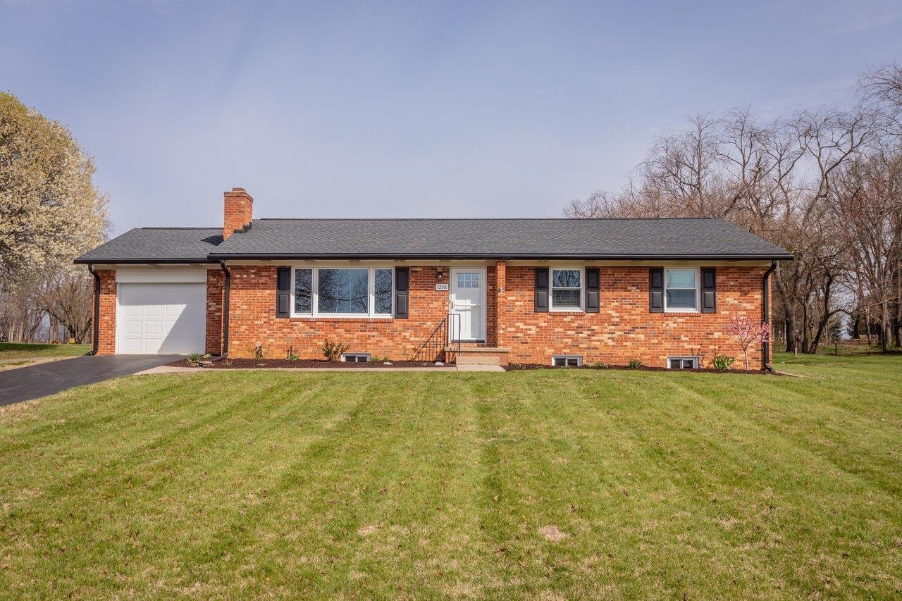 1258 LONGS PUMP Road, Rockingham VA 22802