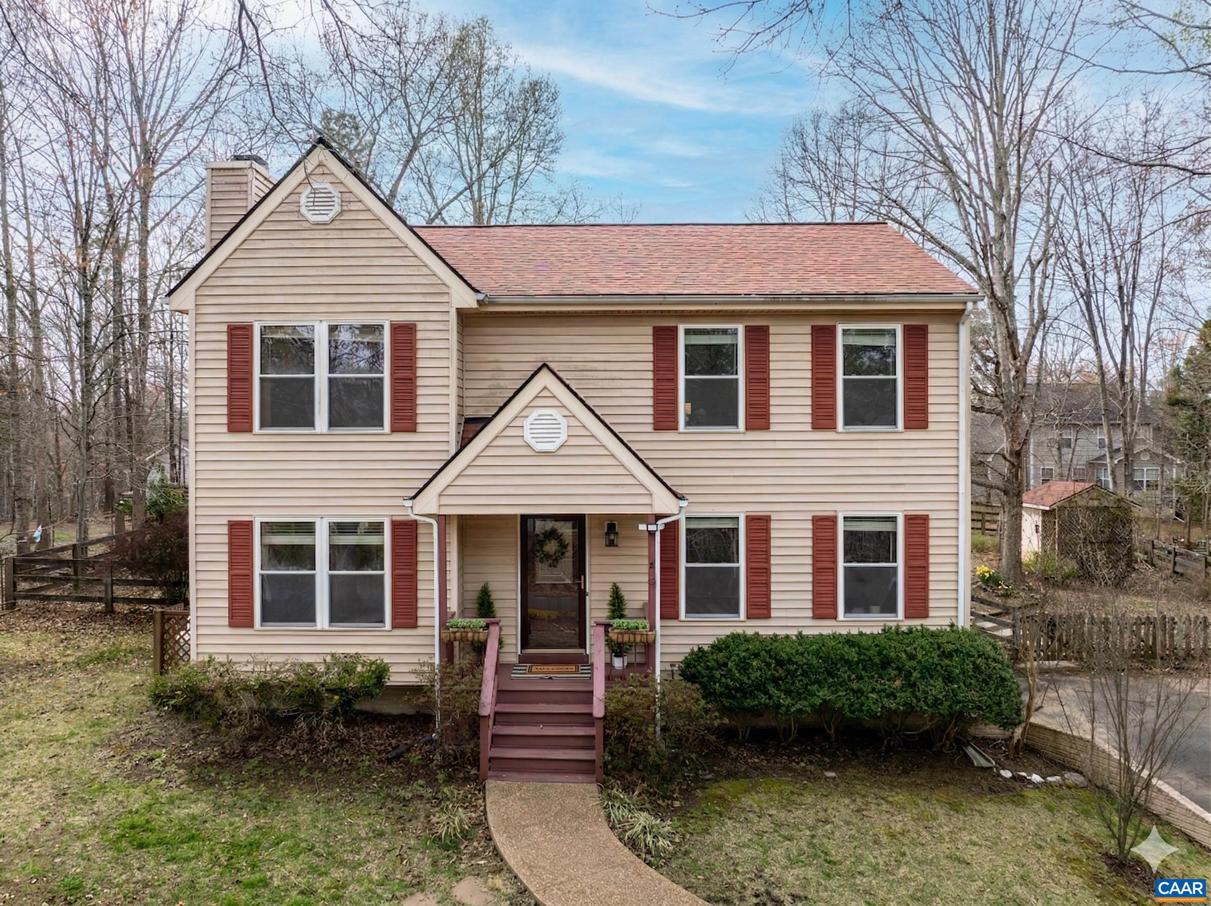 31 Lafayette Dr — photo