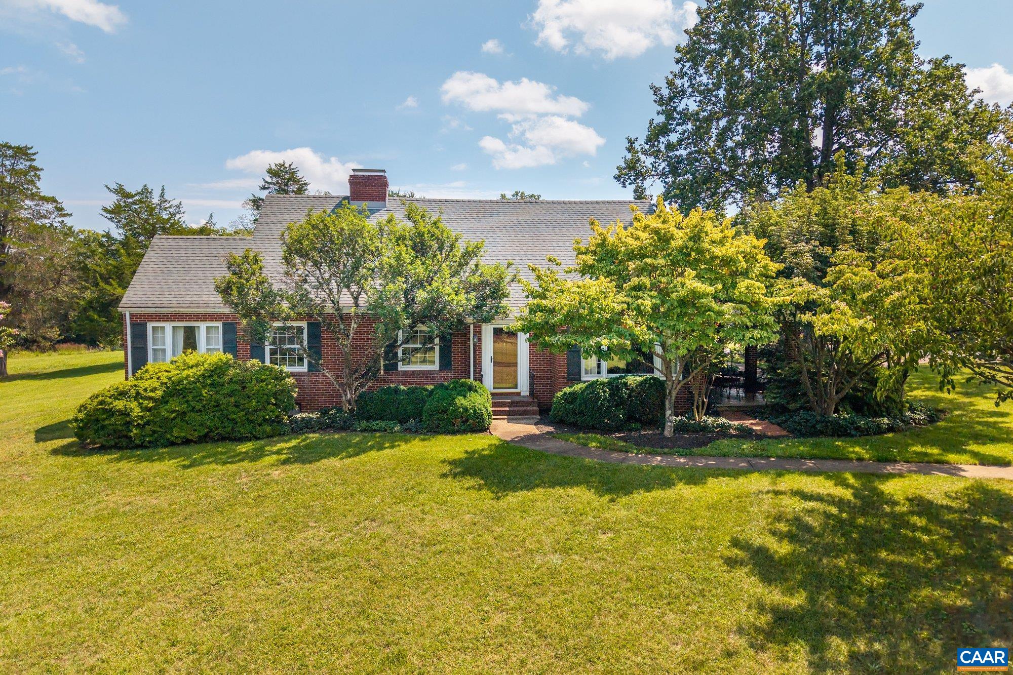 13557 James Madison Hwy — photo