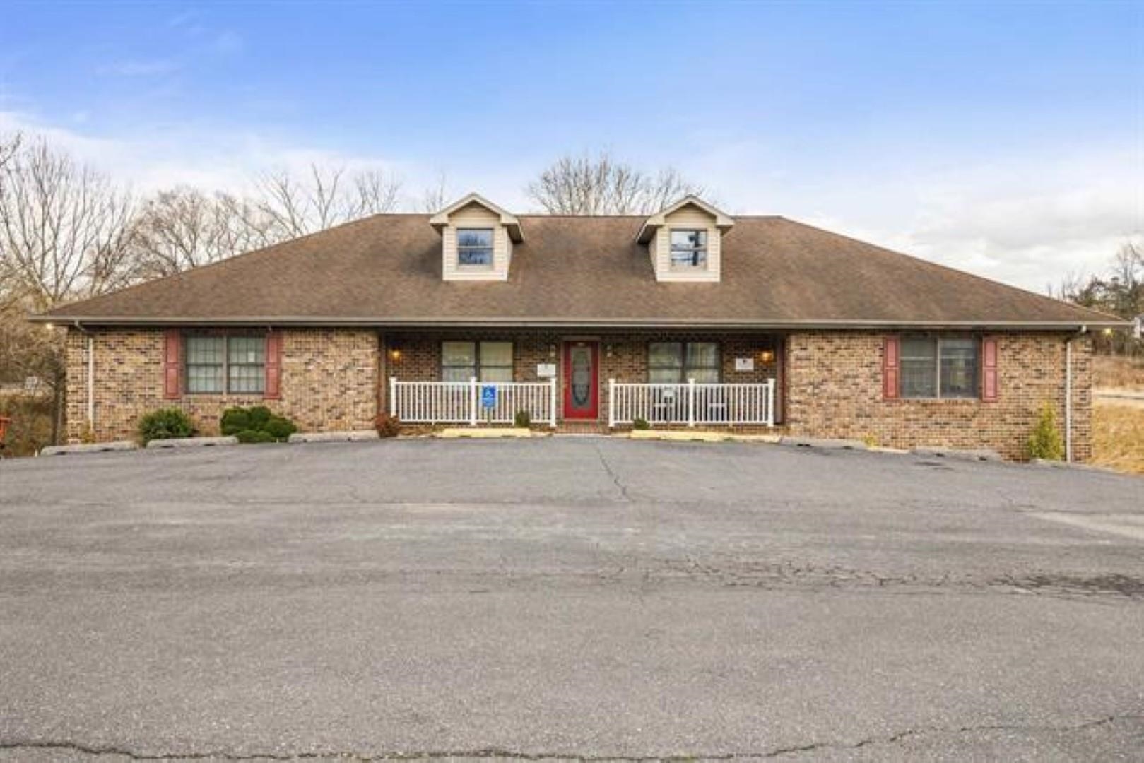 727 Lee Hwy — photo