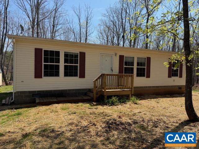 319 Ivy Rd — photo