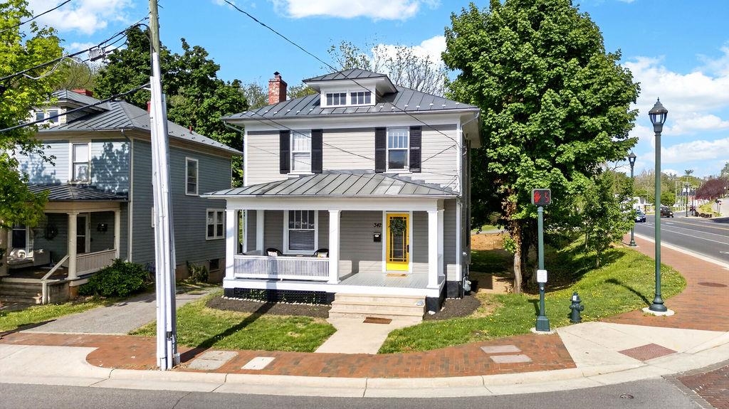 342 N Lewis St — photo