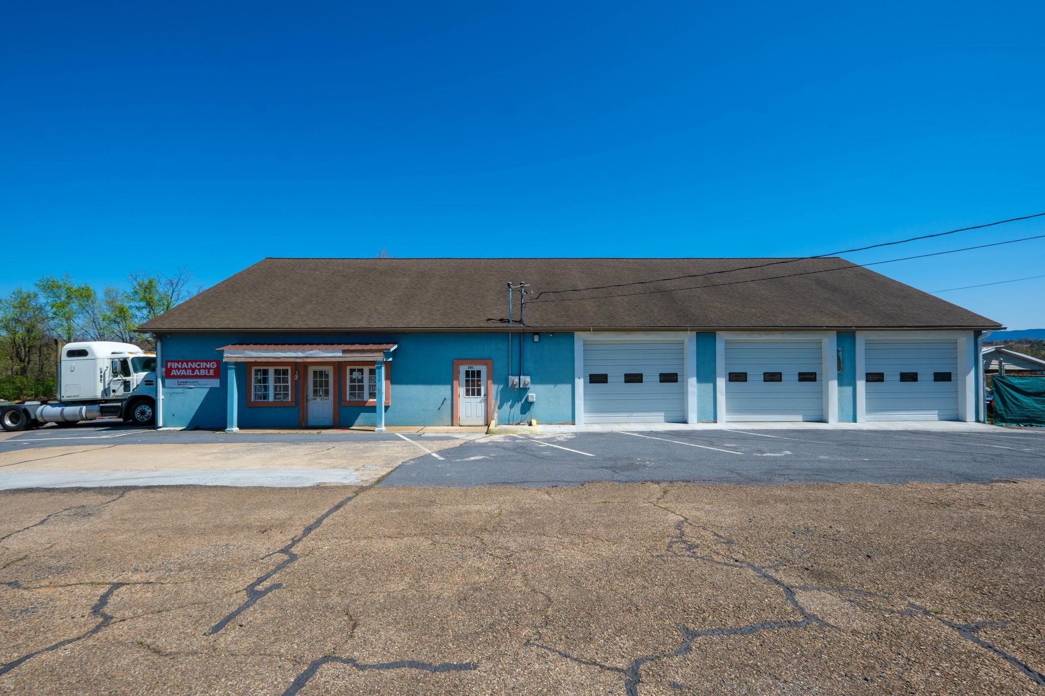 1090 Virginia Ave Unit 101 — photo