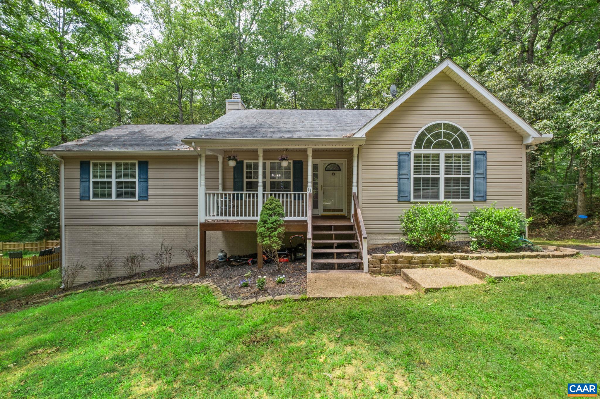 11 Shiloh Ct — photo