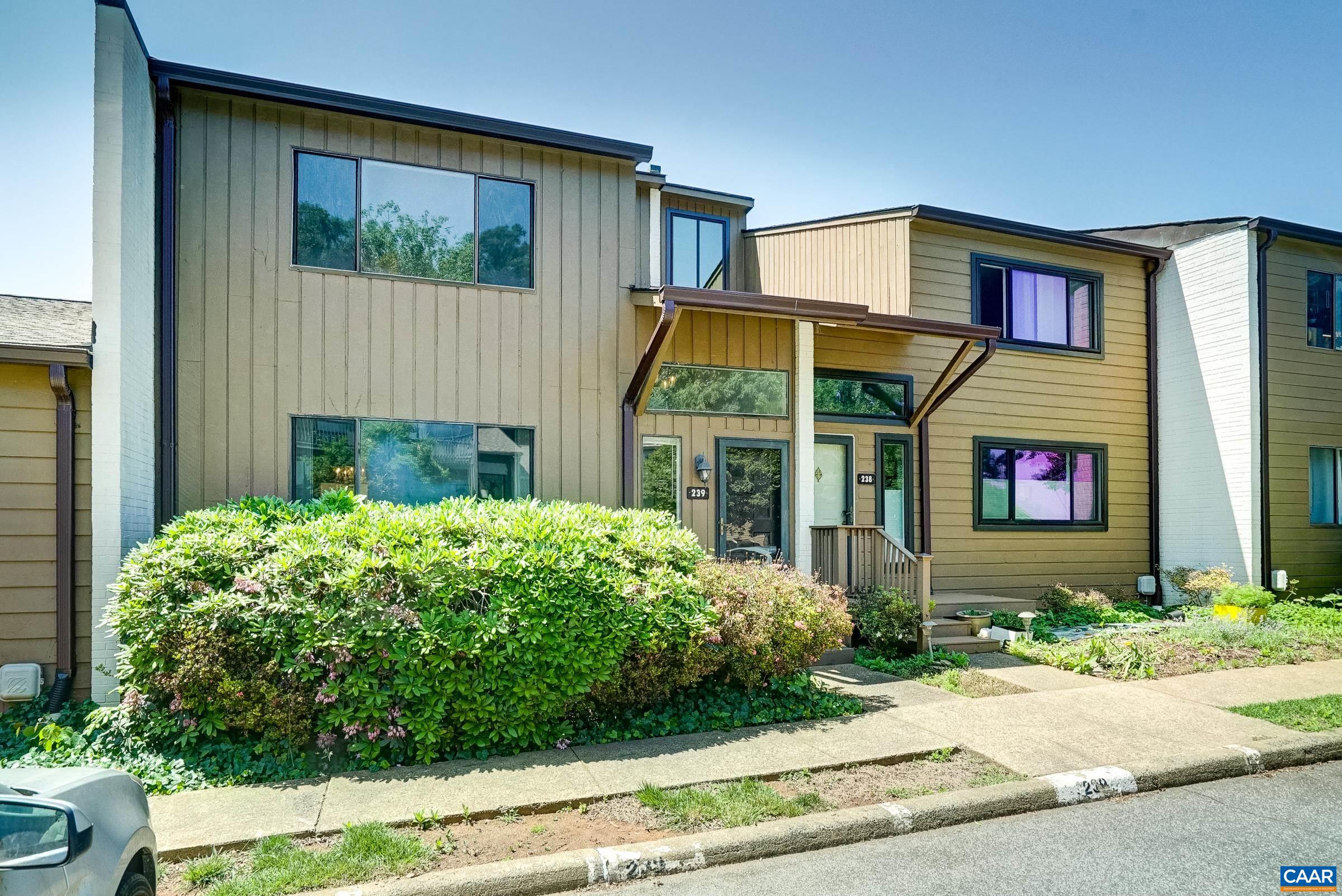 239 Harvest Dr — photo