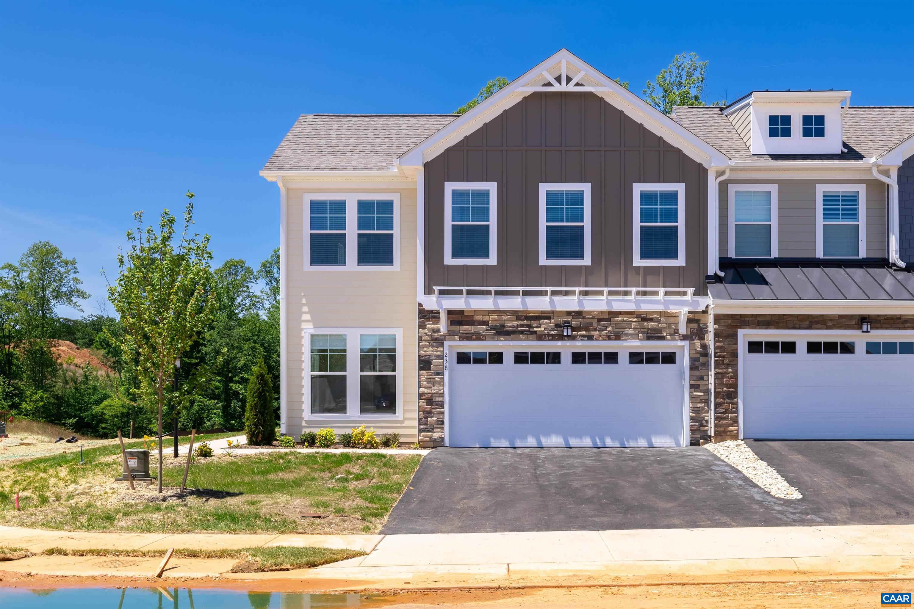 238 Winterberry Dr — photo