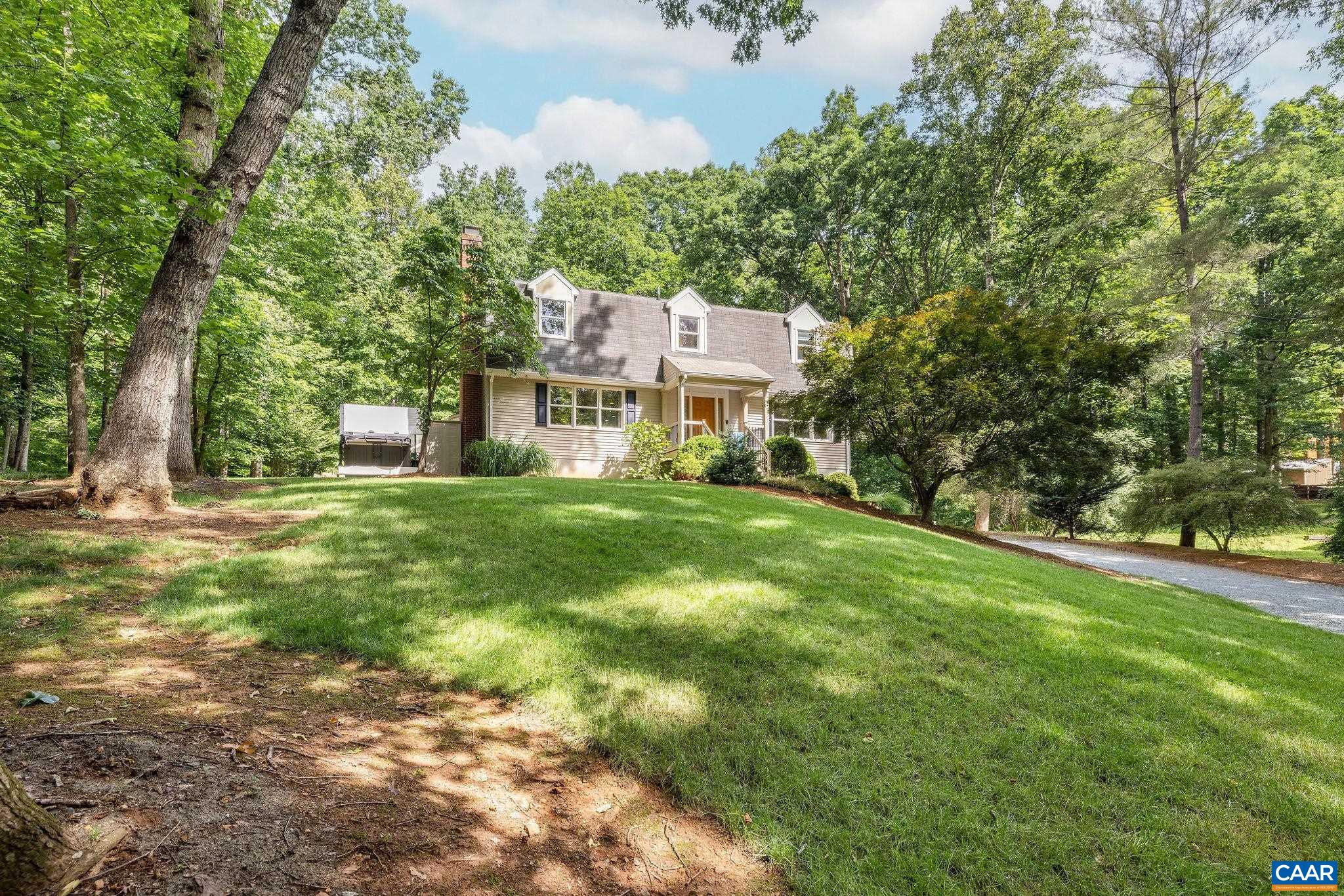 125 Vincennes Rd — photo