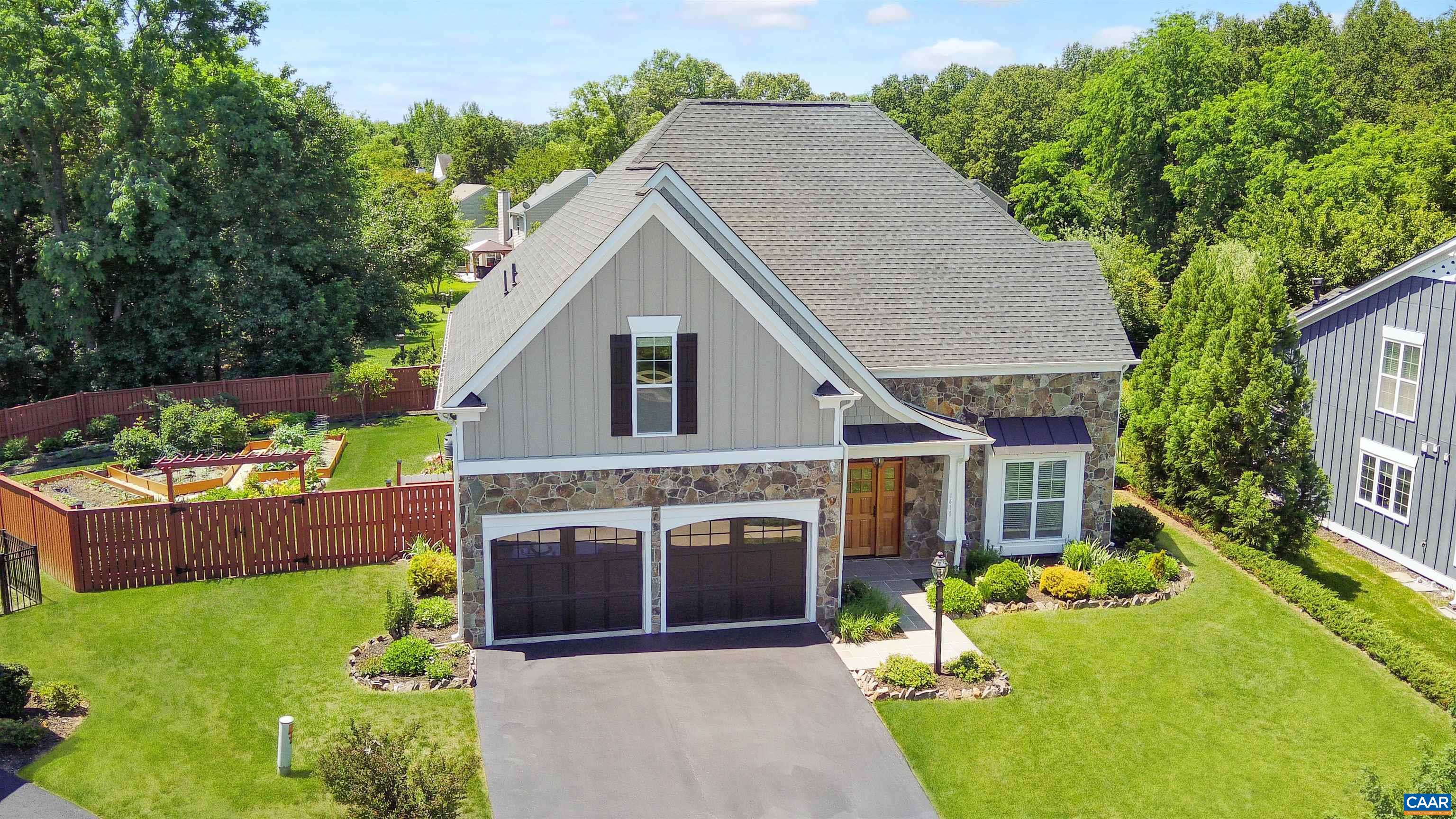 1410 Hillbrook Ct — photo