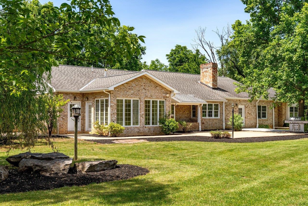 609 Lime Kiln Dr — photo