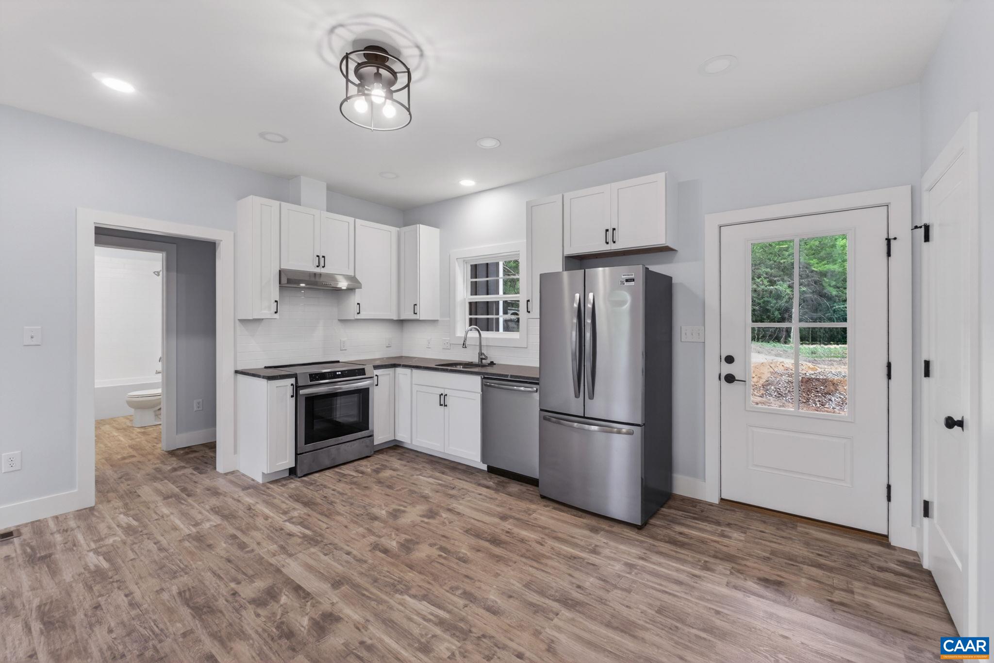 224 Turkey Ridge Rd — photo