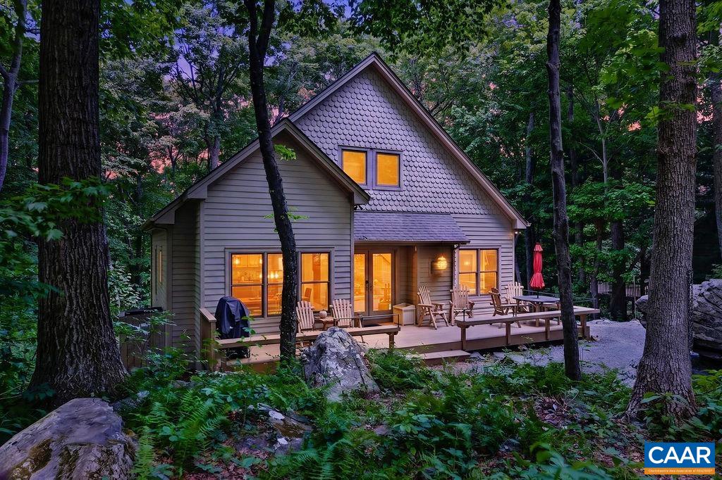 1300 Blue Ridge Dr — photo
