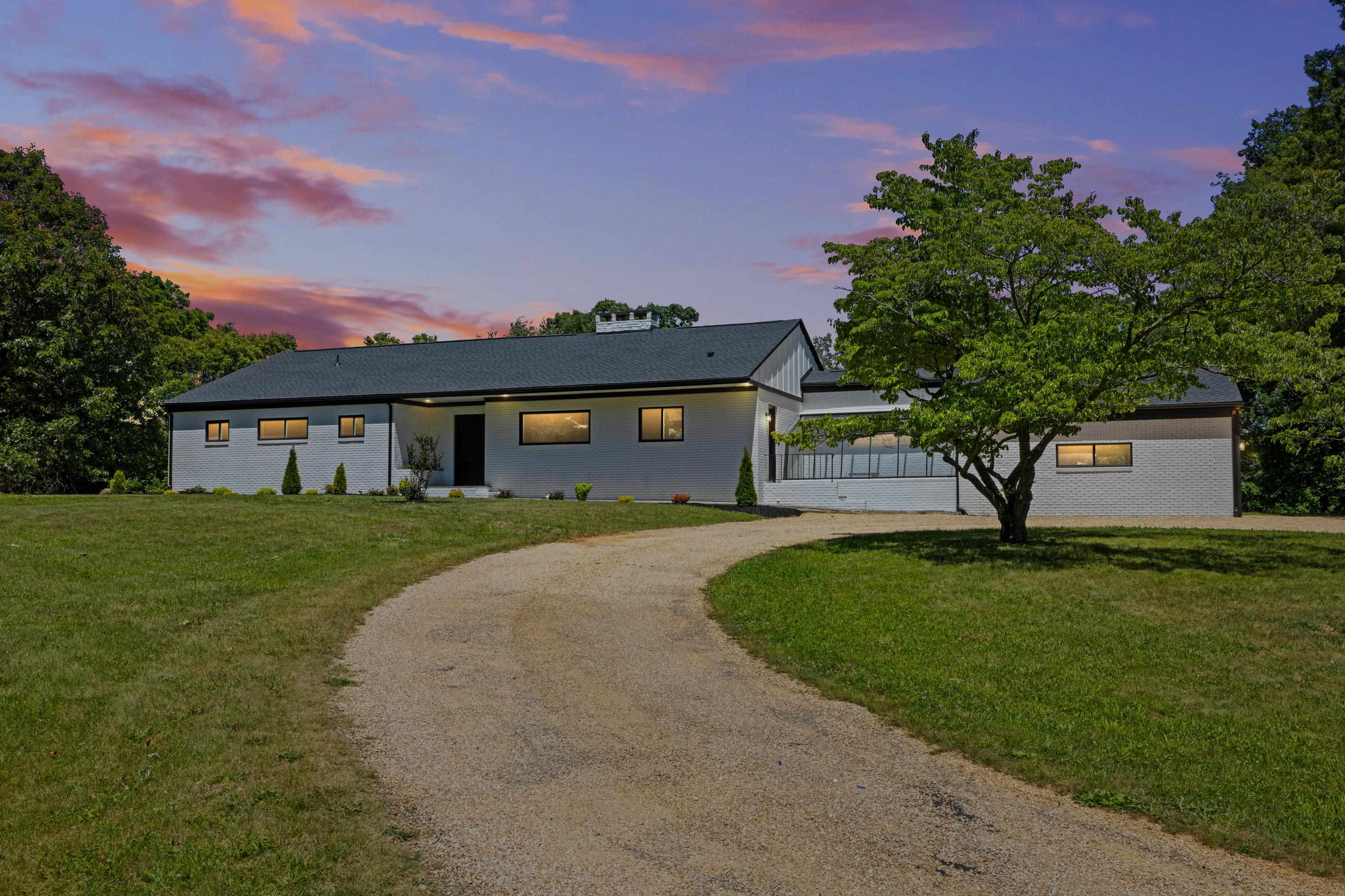 938 Ladd Road, Waynesboro, VA 22980