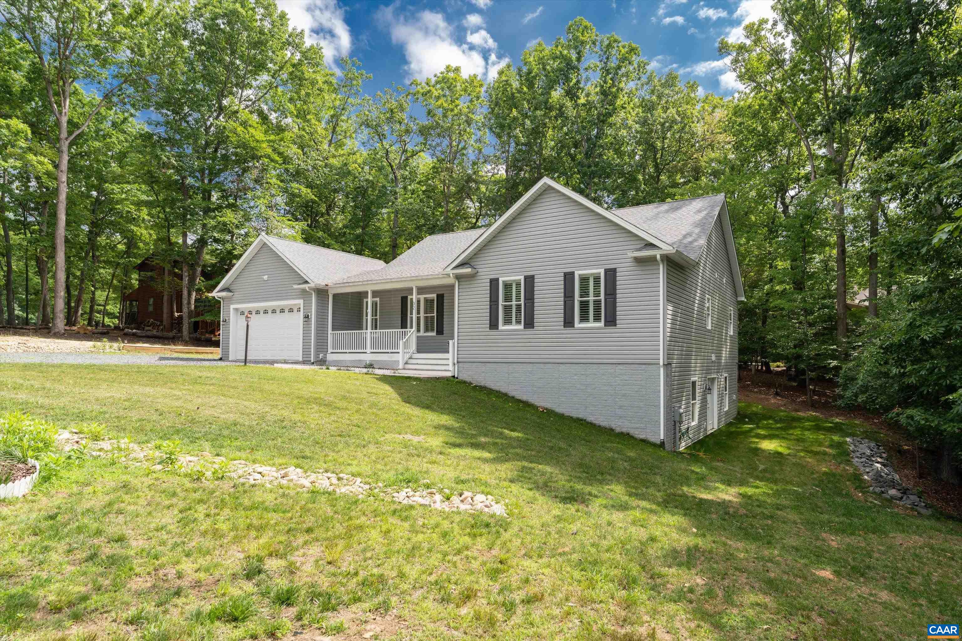 32 Mulligan Dr — photo