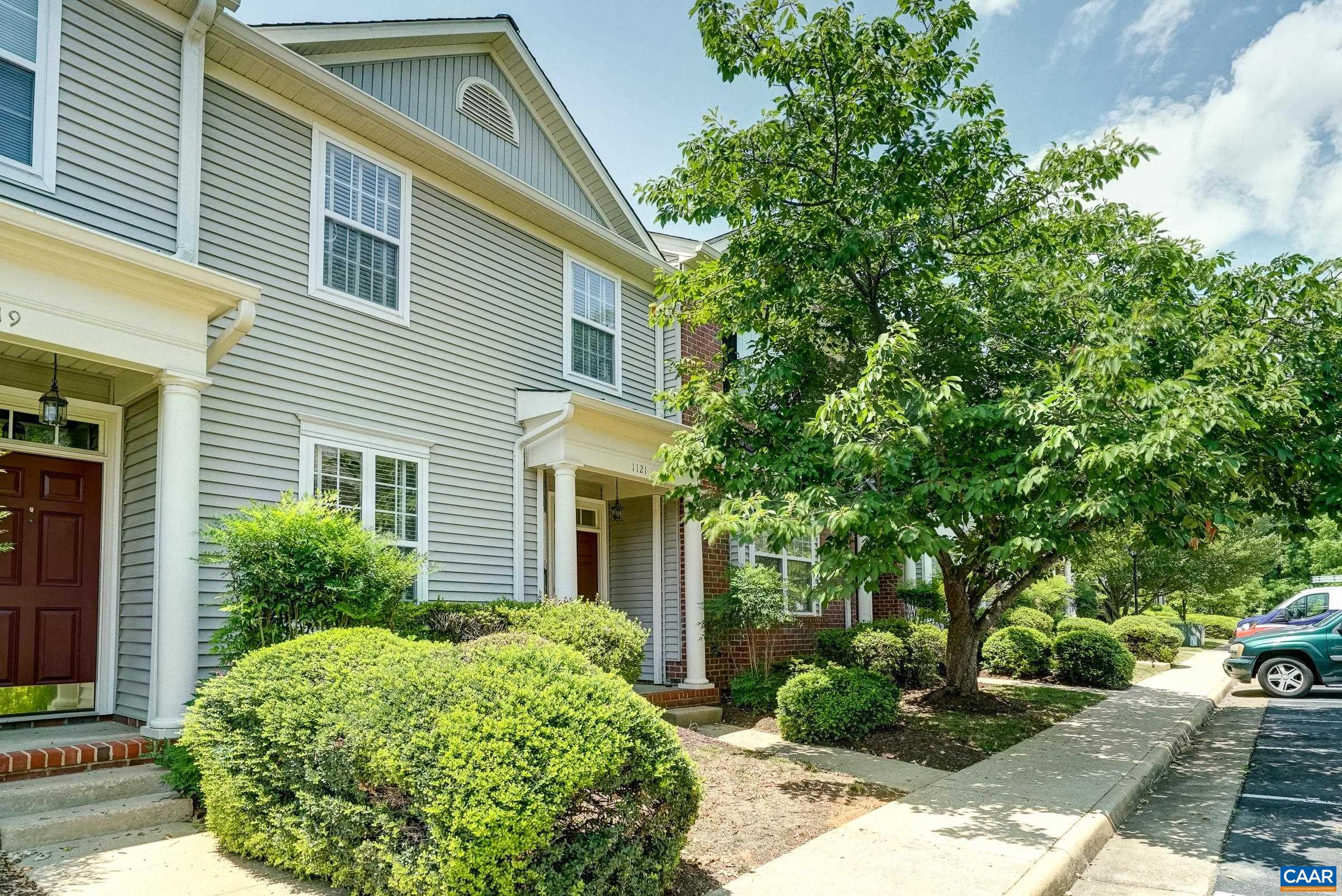 1121 Somer Chase Ct — photo