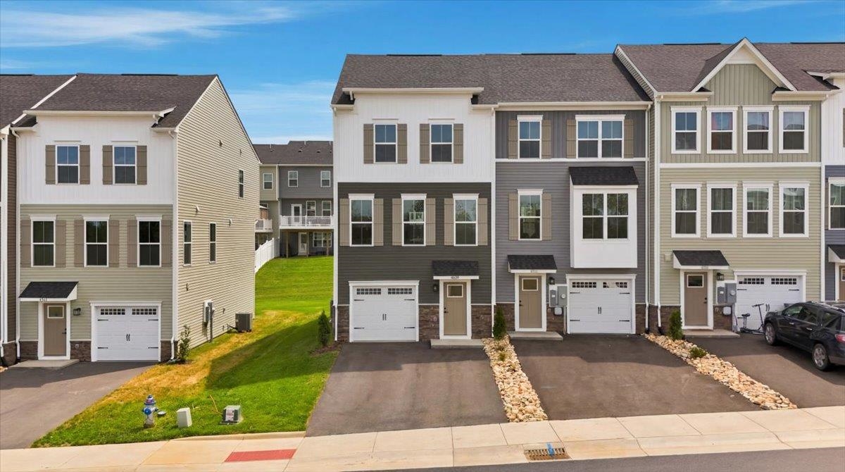 4639 Fountain Bridge Ct — photo