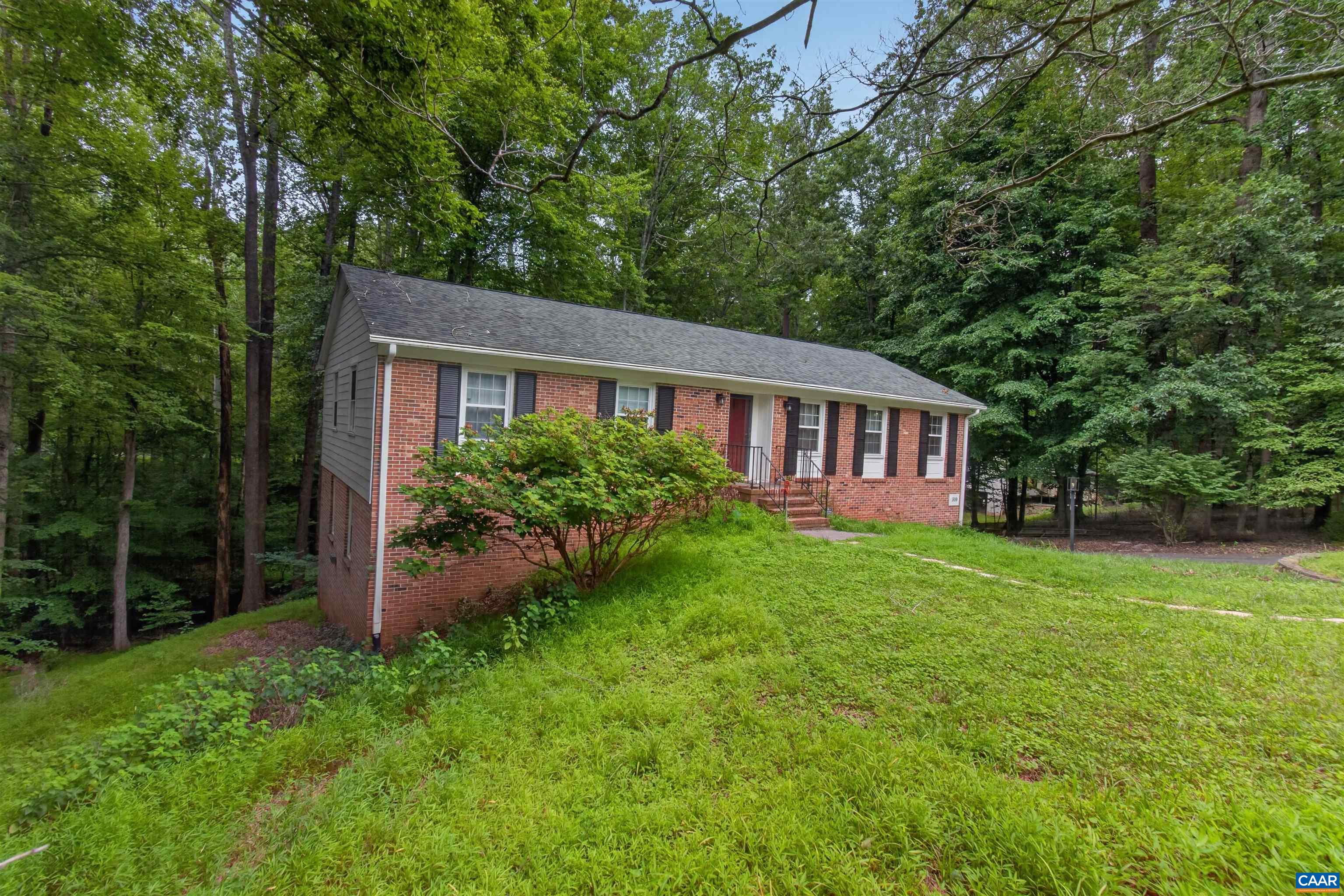 310 Crestfield Ct — photo