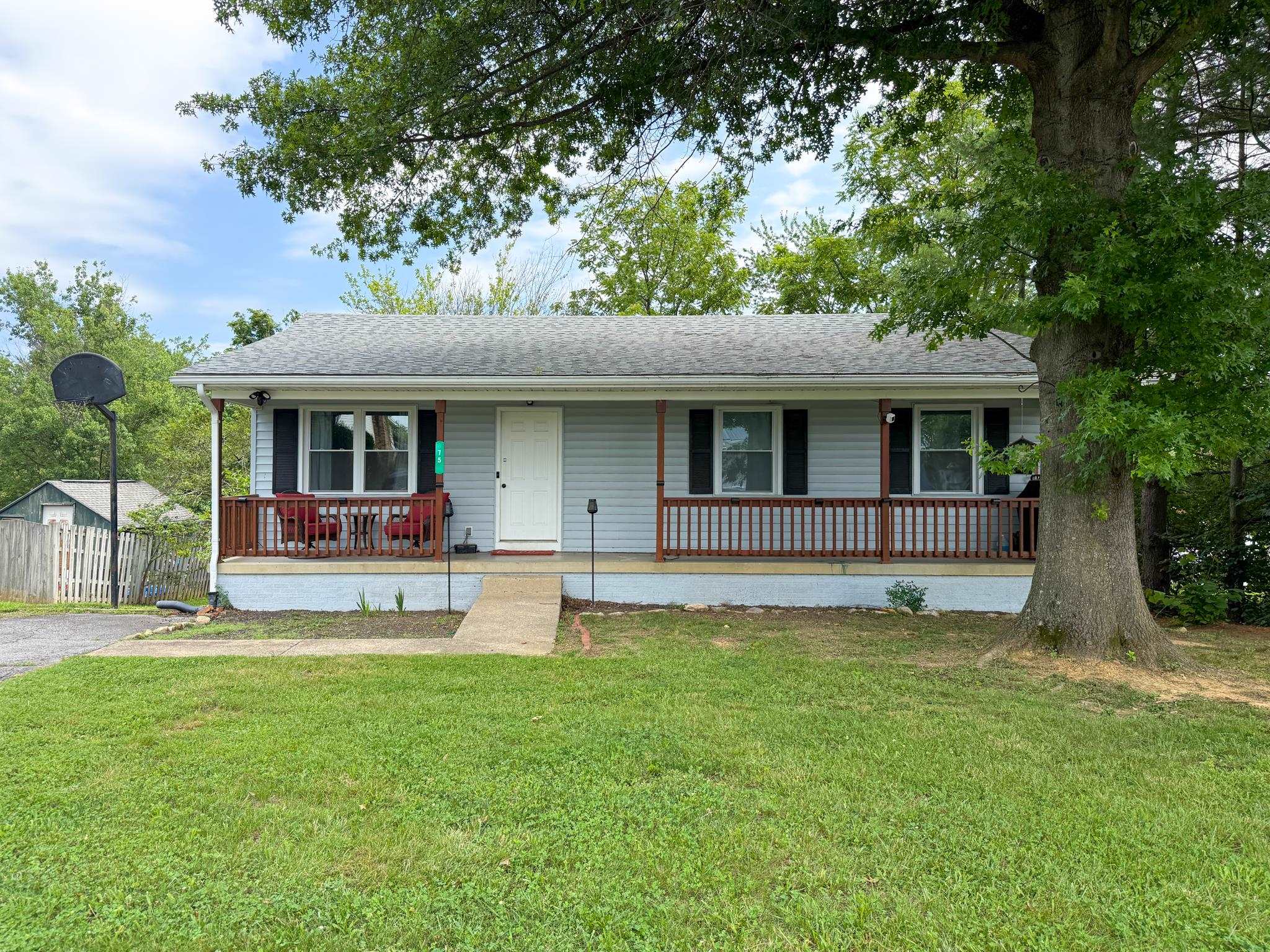 75 Idlewood Blvd — photo