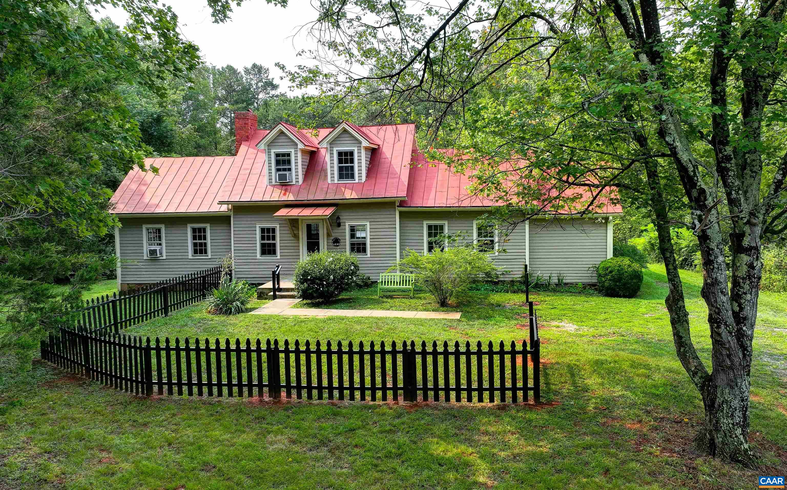 2028 Richmond Rd — photo