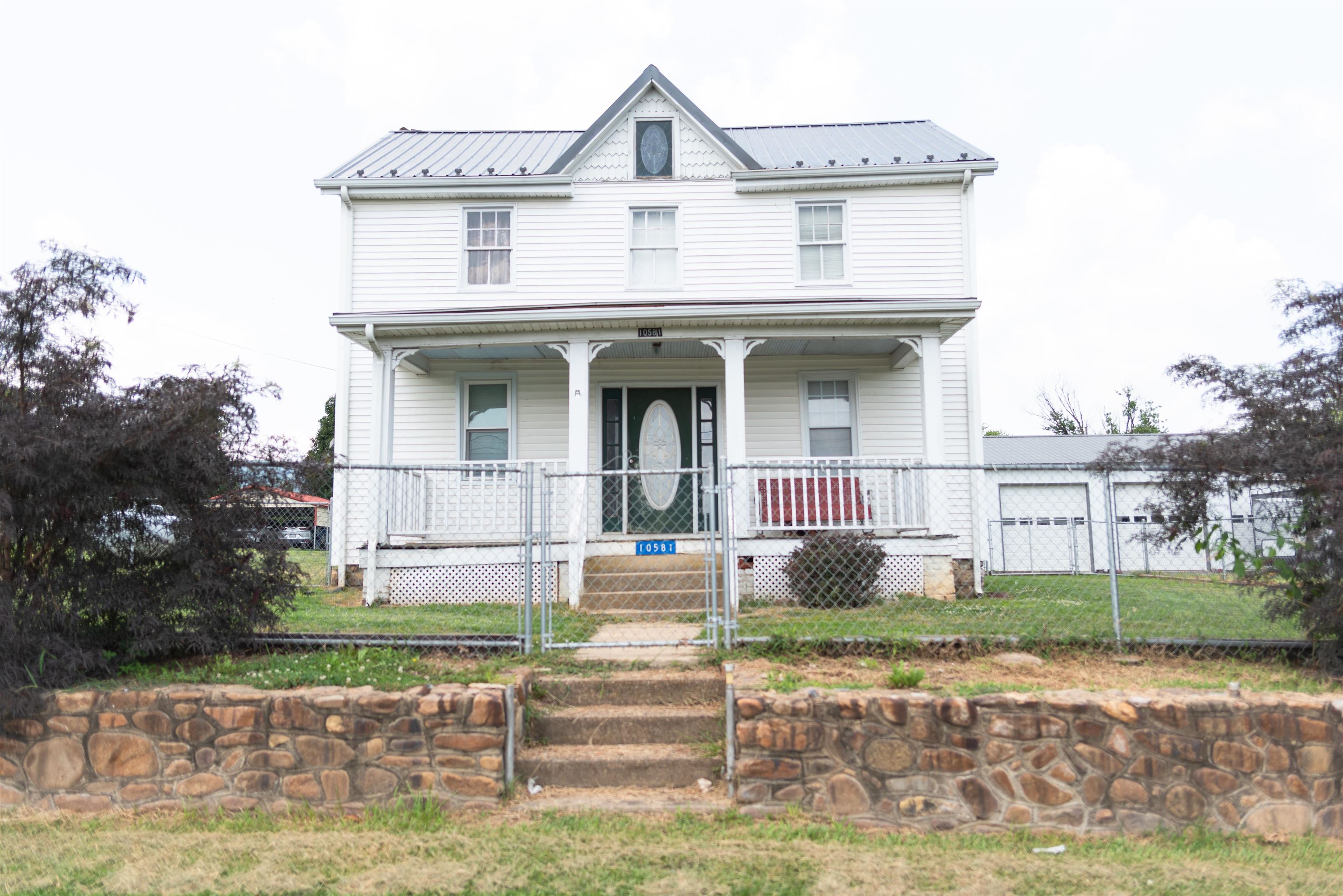 10581 McGaheysville Rd — photo