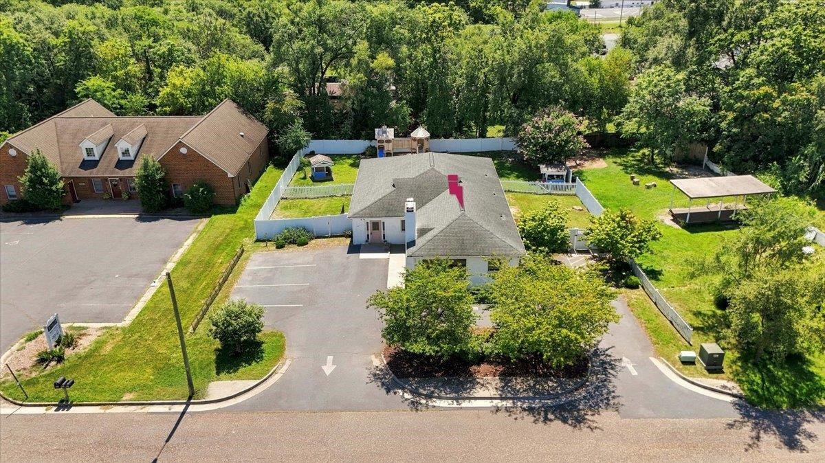 15 Southgate Ct — photo