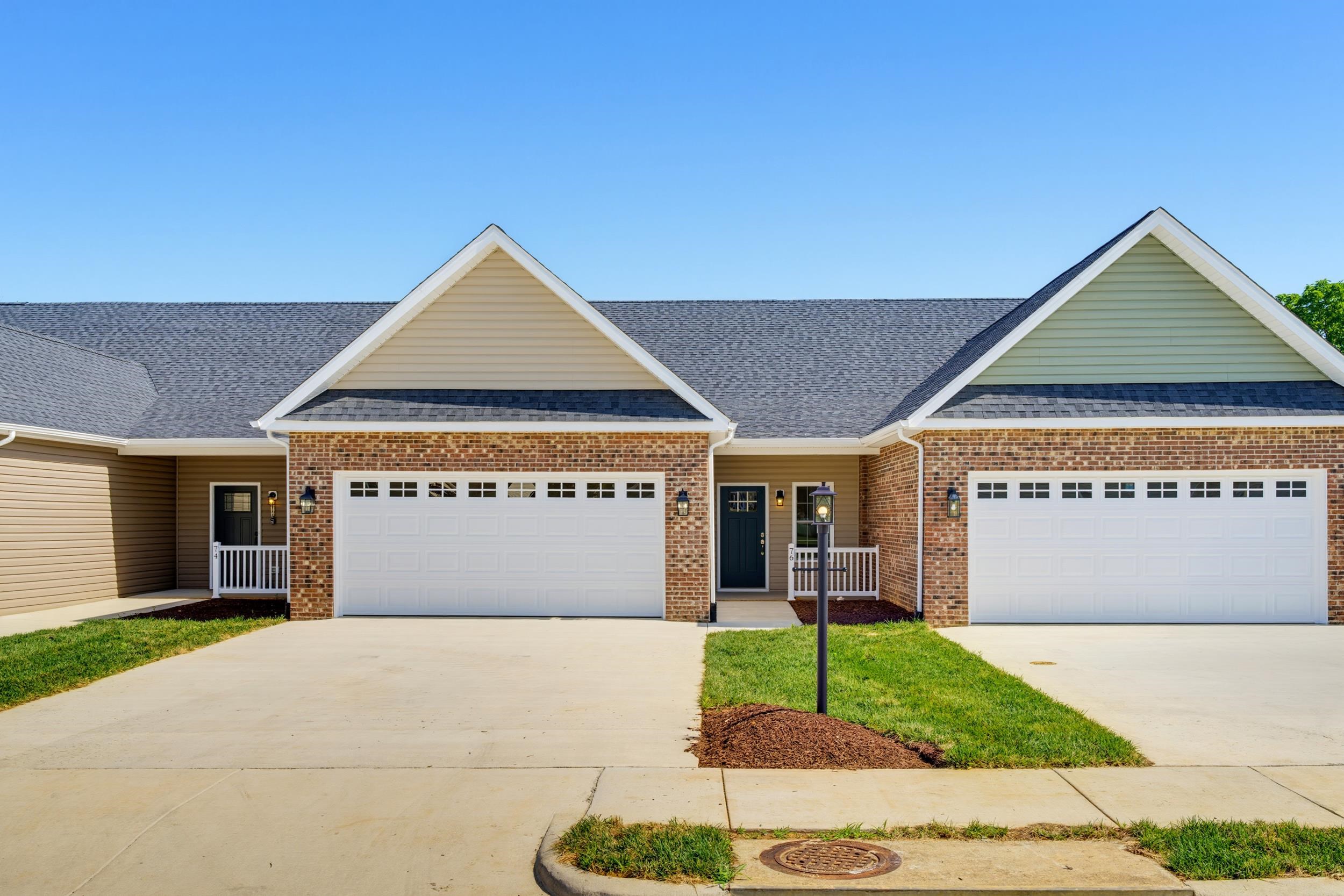 76 Fossil Dr — photo