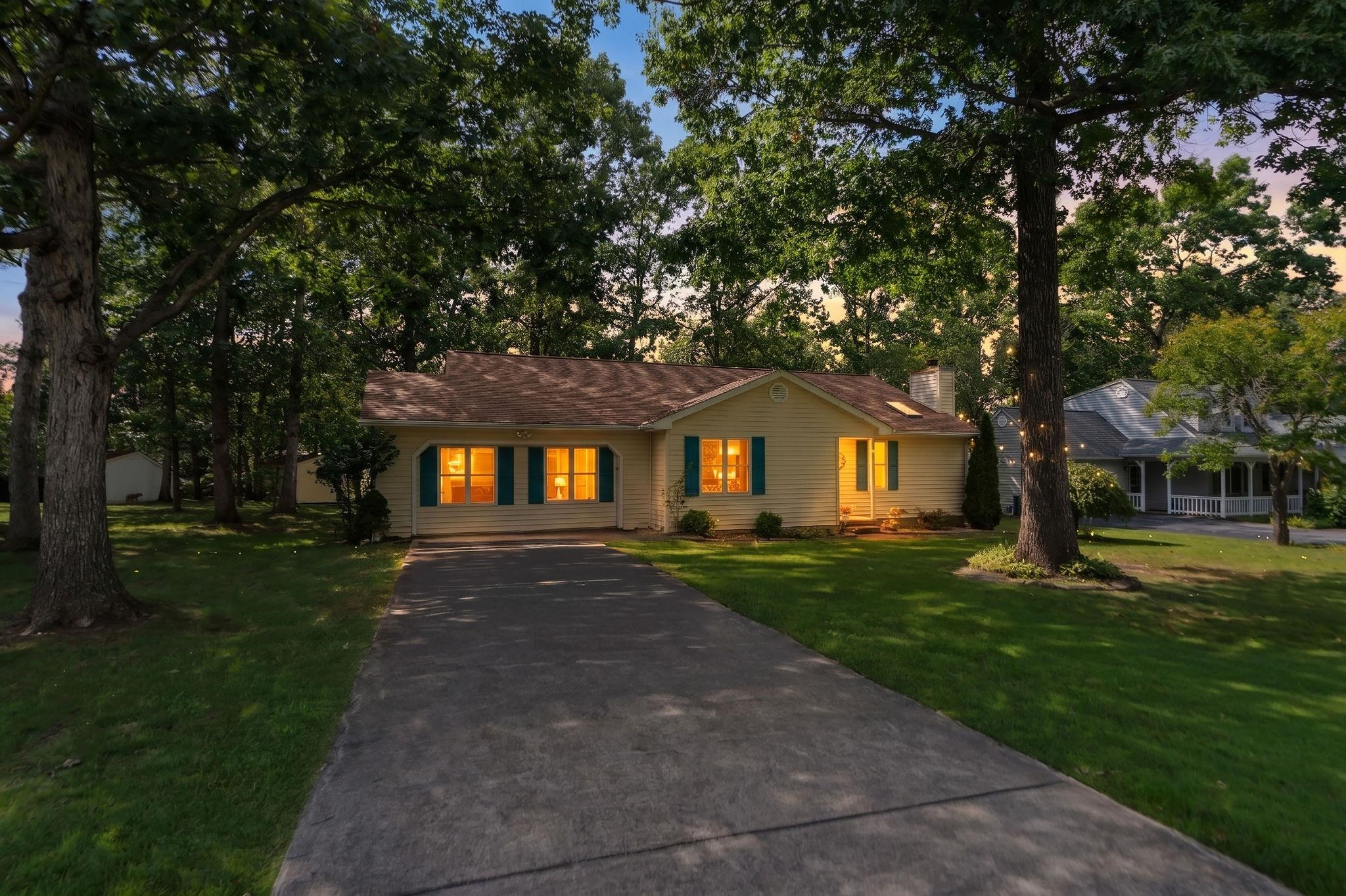 345 Cooper Dr — photo