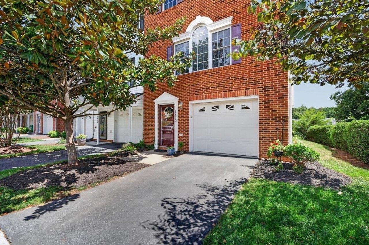 1463 Flowing Spring Lane, Rockingham, VA 22801