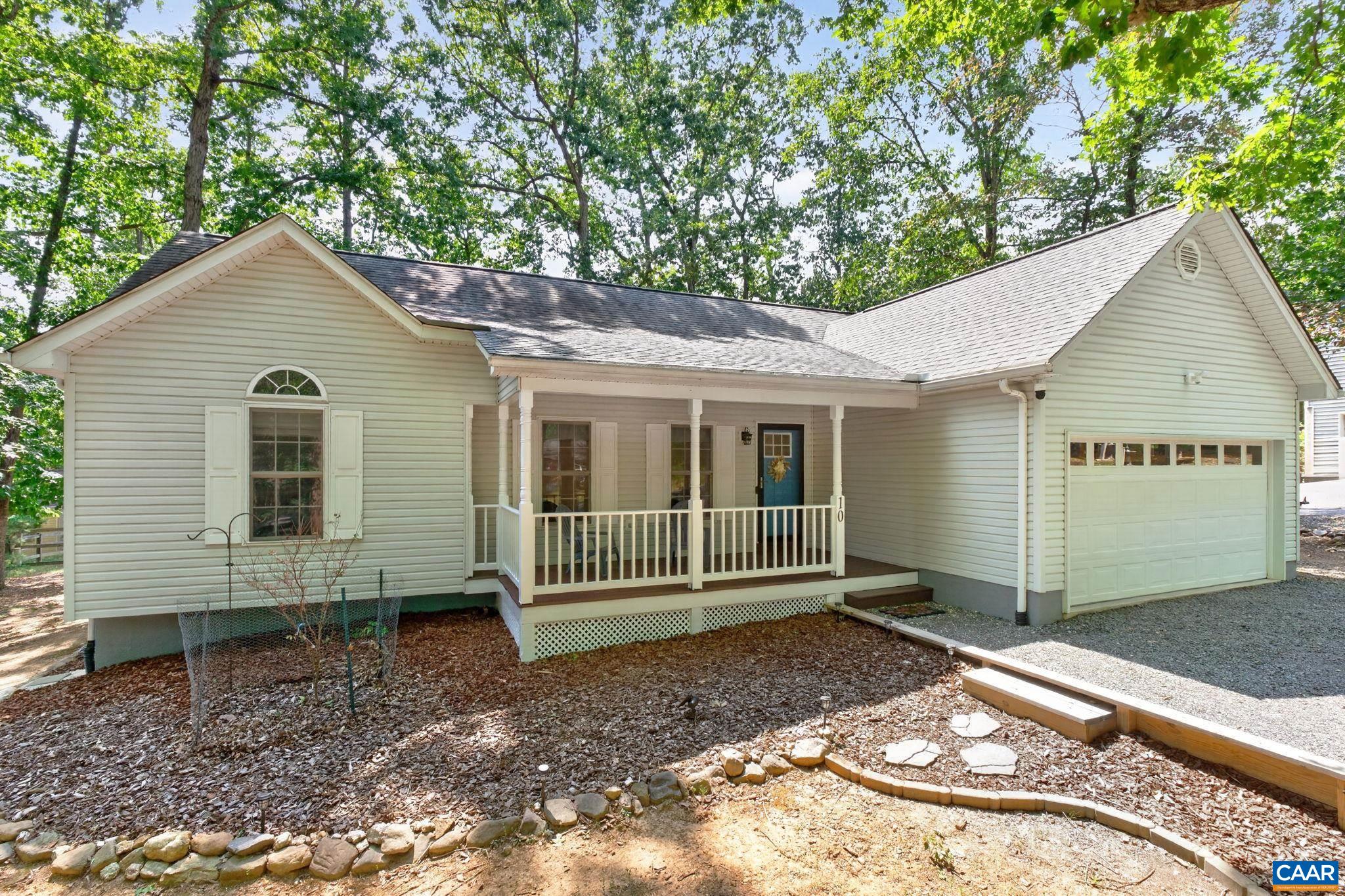 10 Nahor Dr — photo