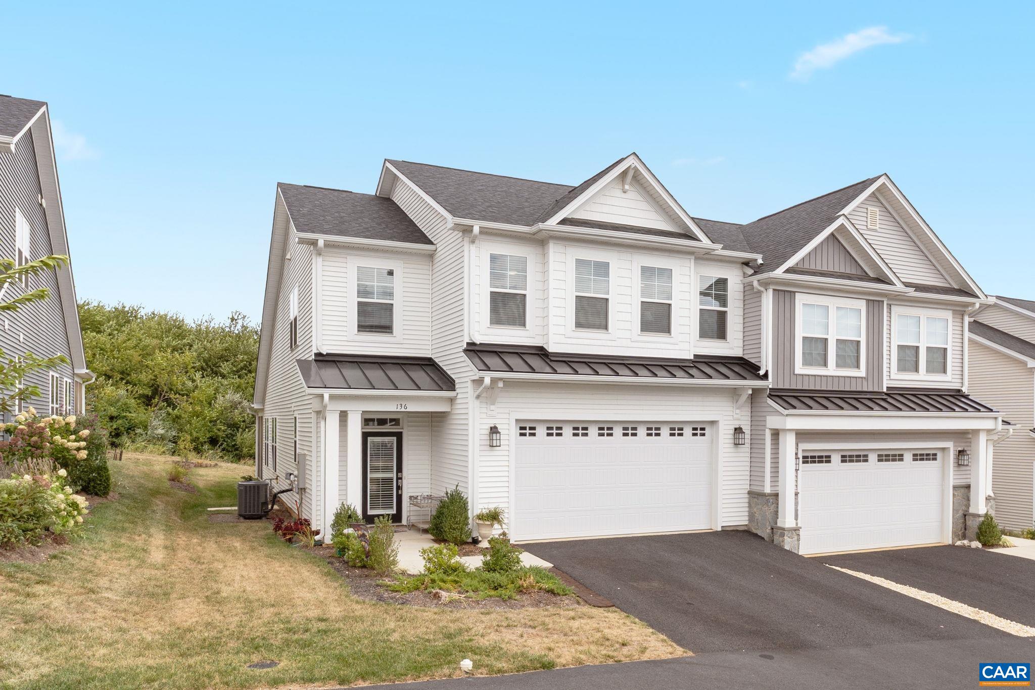 136 Ridgeline Dr — photo