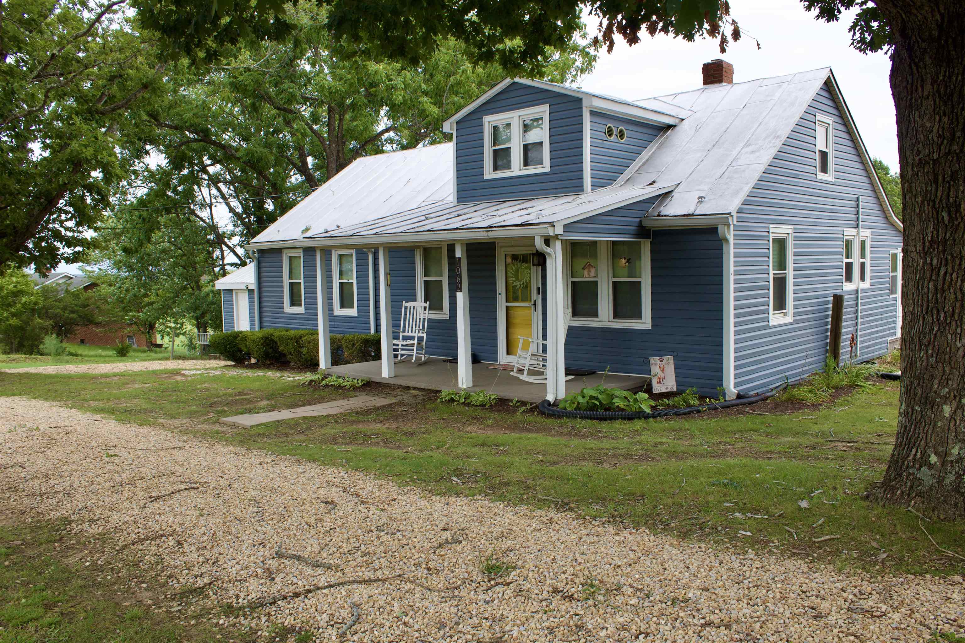 1062 Cold Springs Road, Stuarts Draft, VA 24477